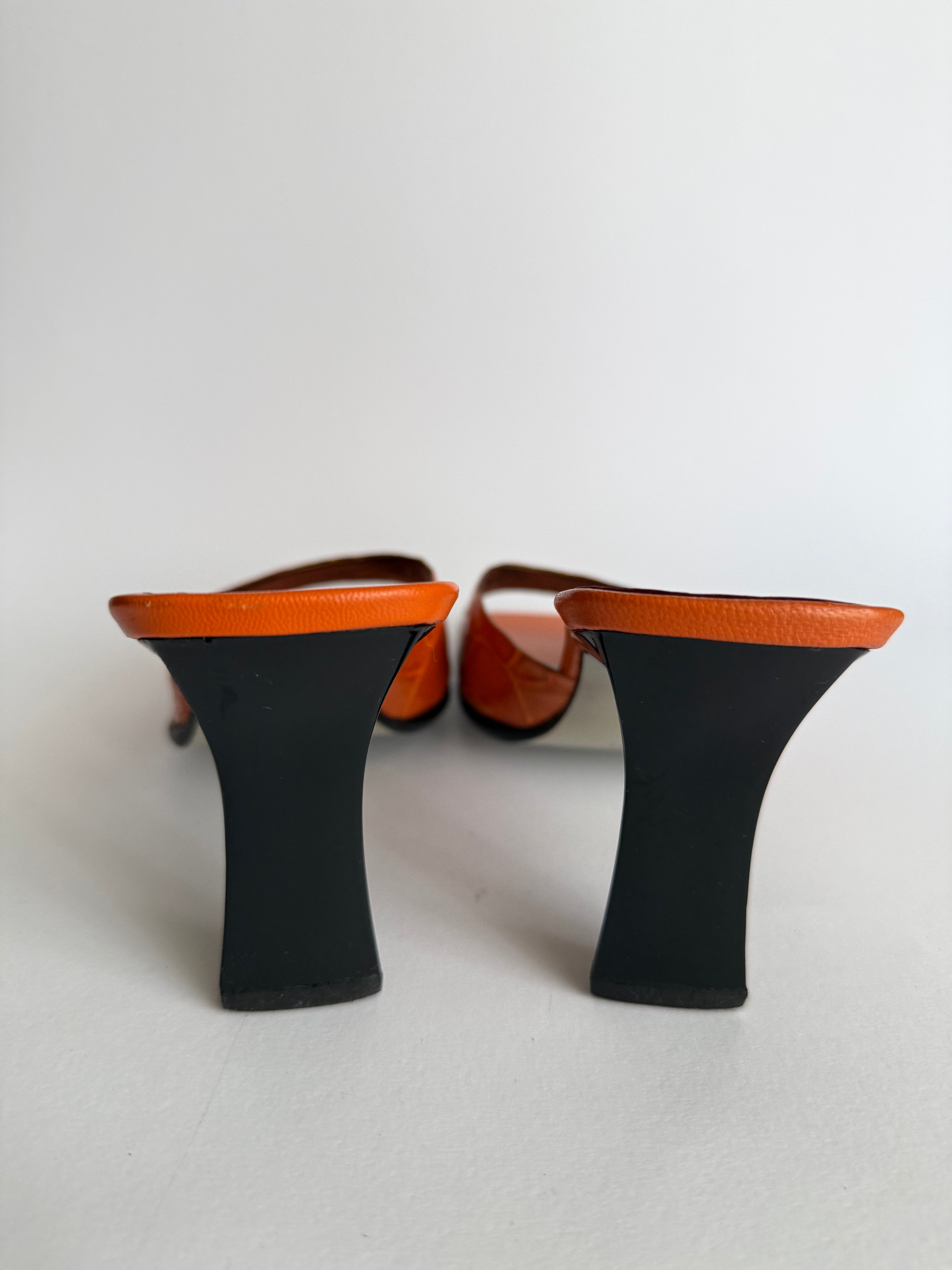 Sandals orange leather vintage