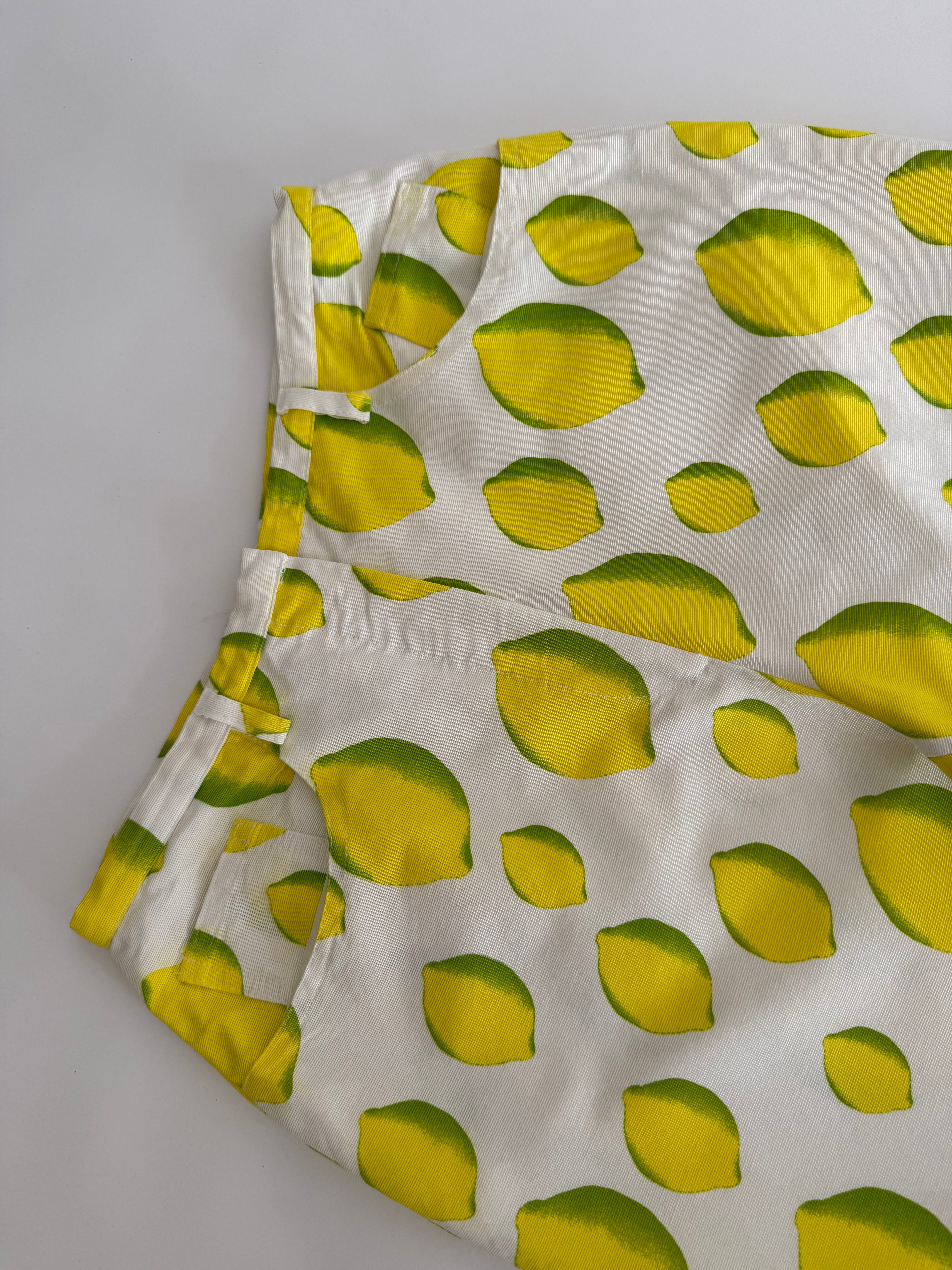 Iceberg SS 1996 capri pants yellow lemons