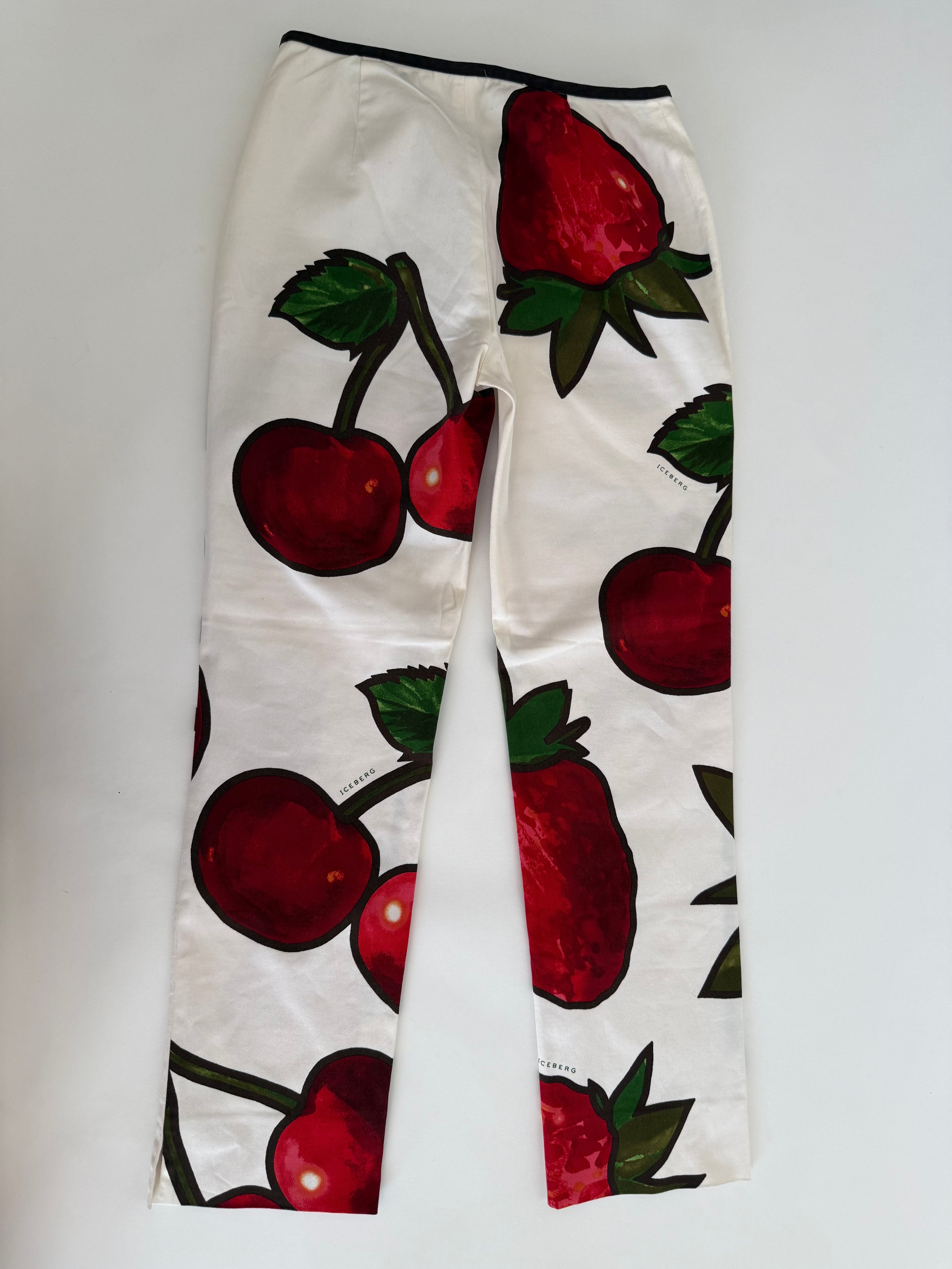 Iceberg Iceberg 2000s cherry strawberry pants pants Emilia Archive Vintage