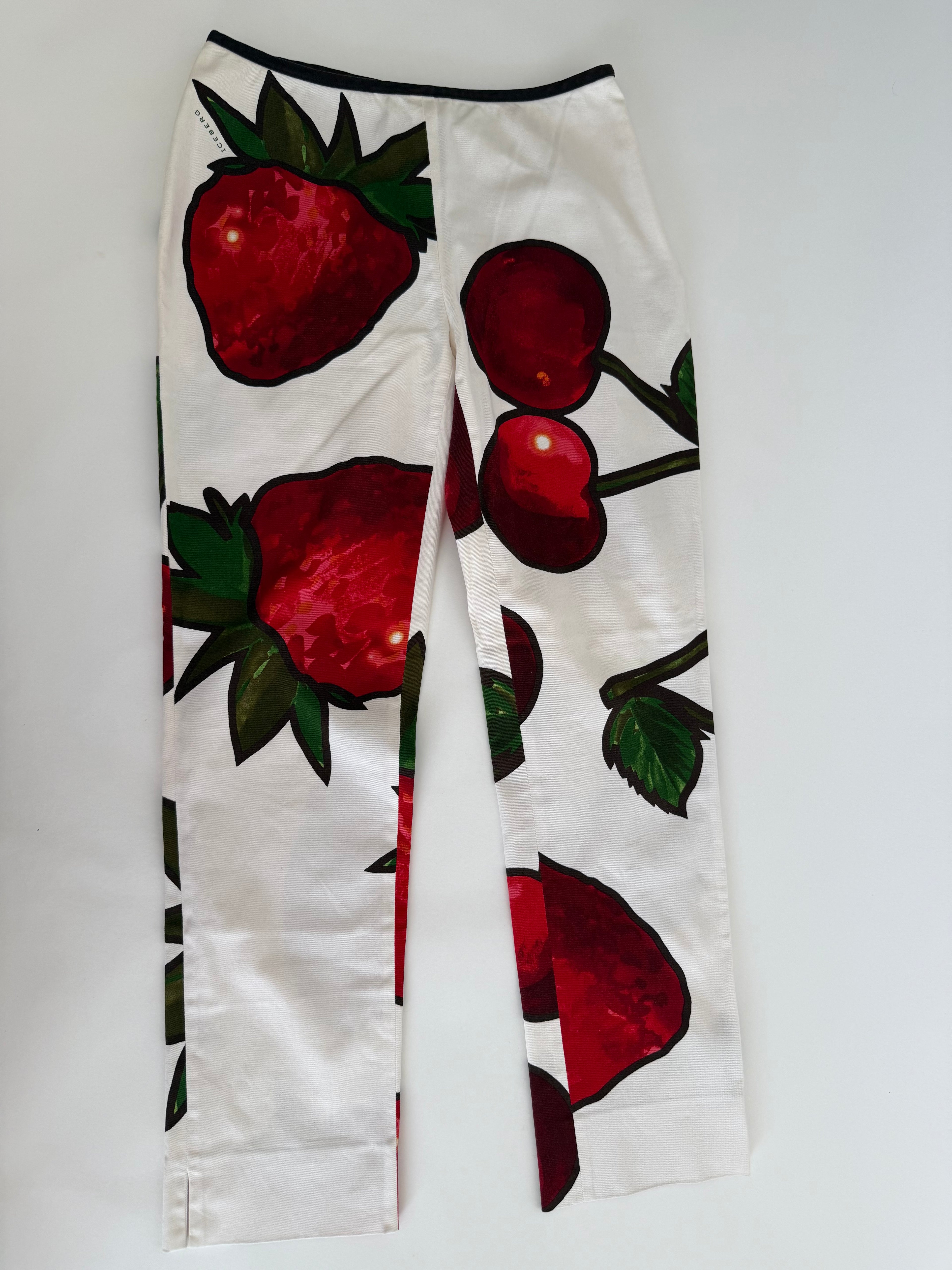 Iceberg Iceberg 2000s cherry strawberry pants pants Emilia Archive Vintage