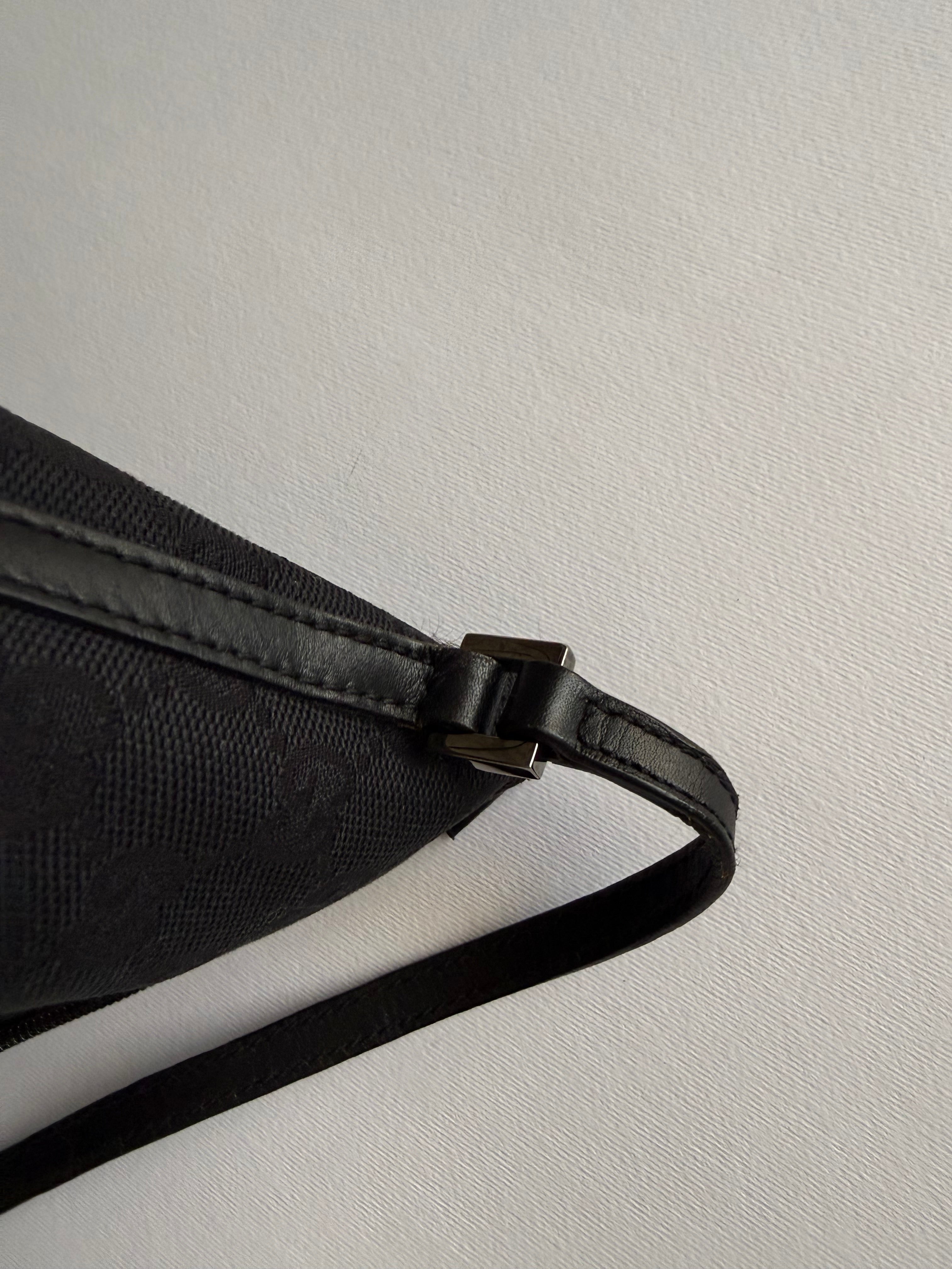 Gucci black boat monogram