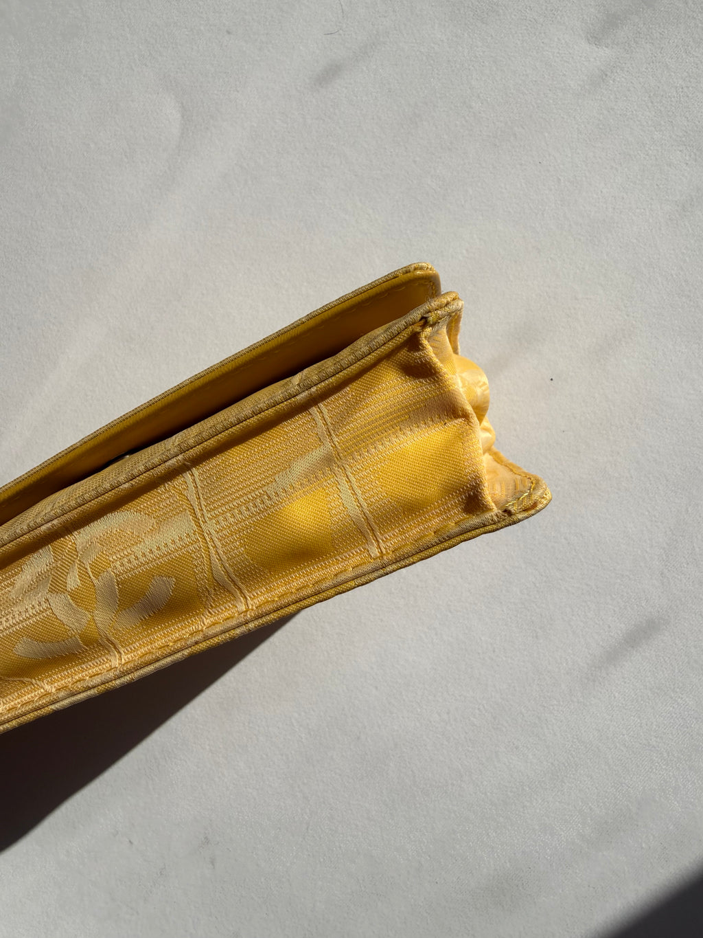 Chanel Wallet on Chain