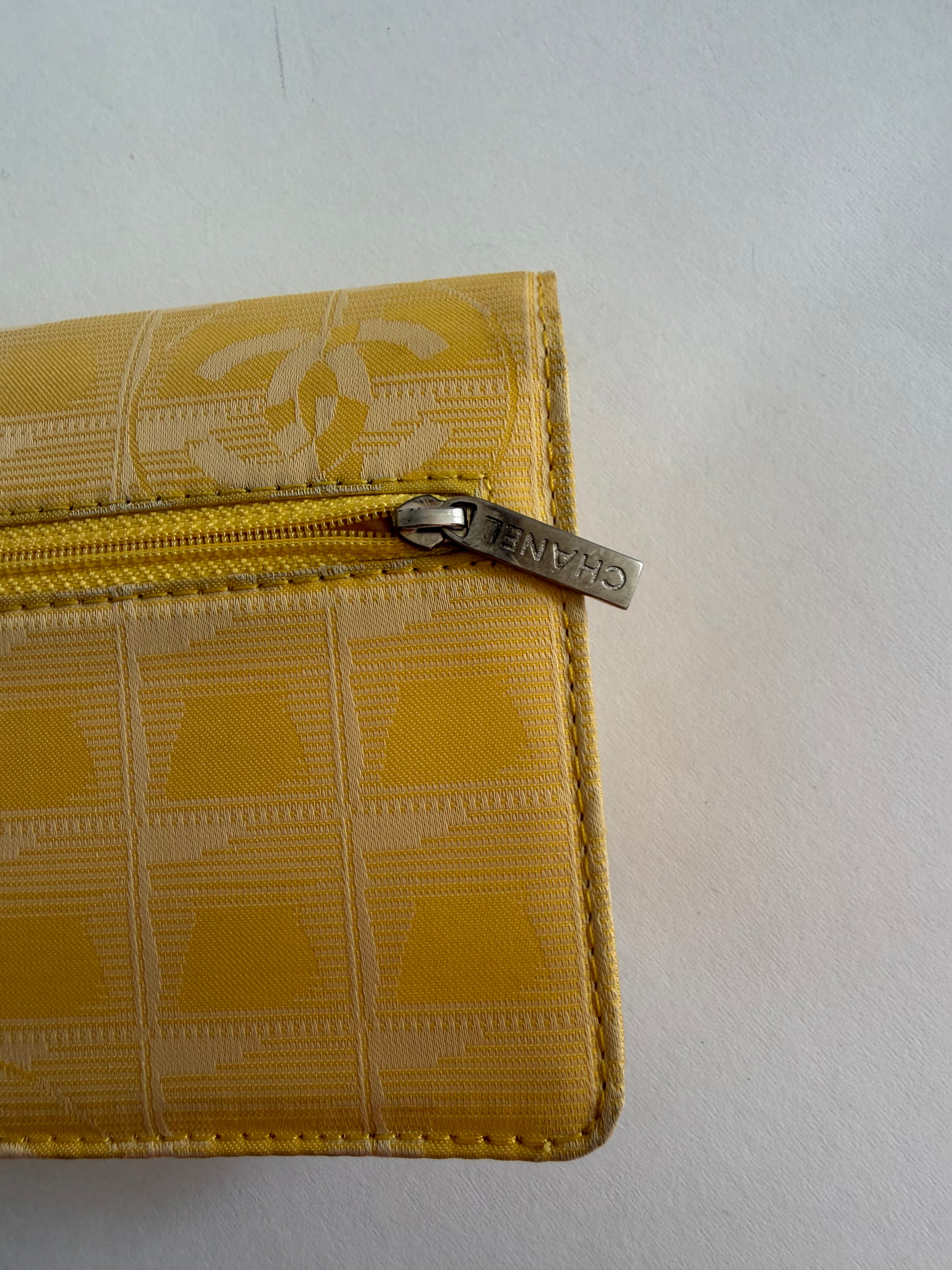 Chanel Wallet on Chain