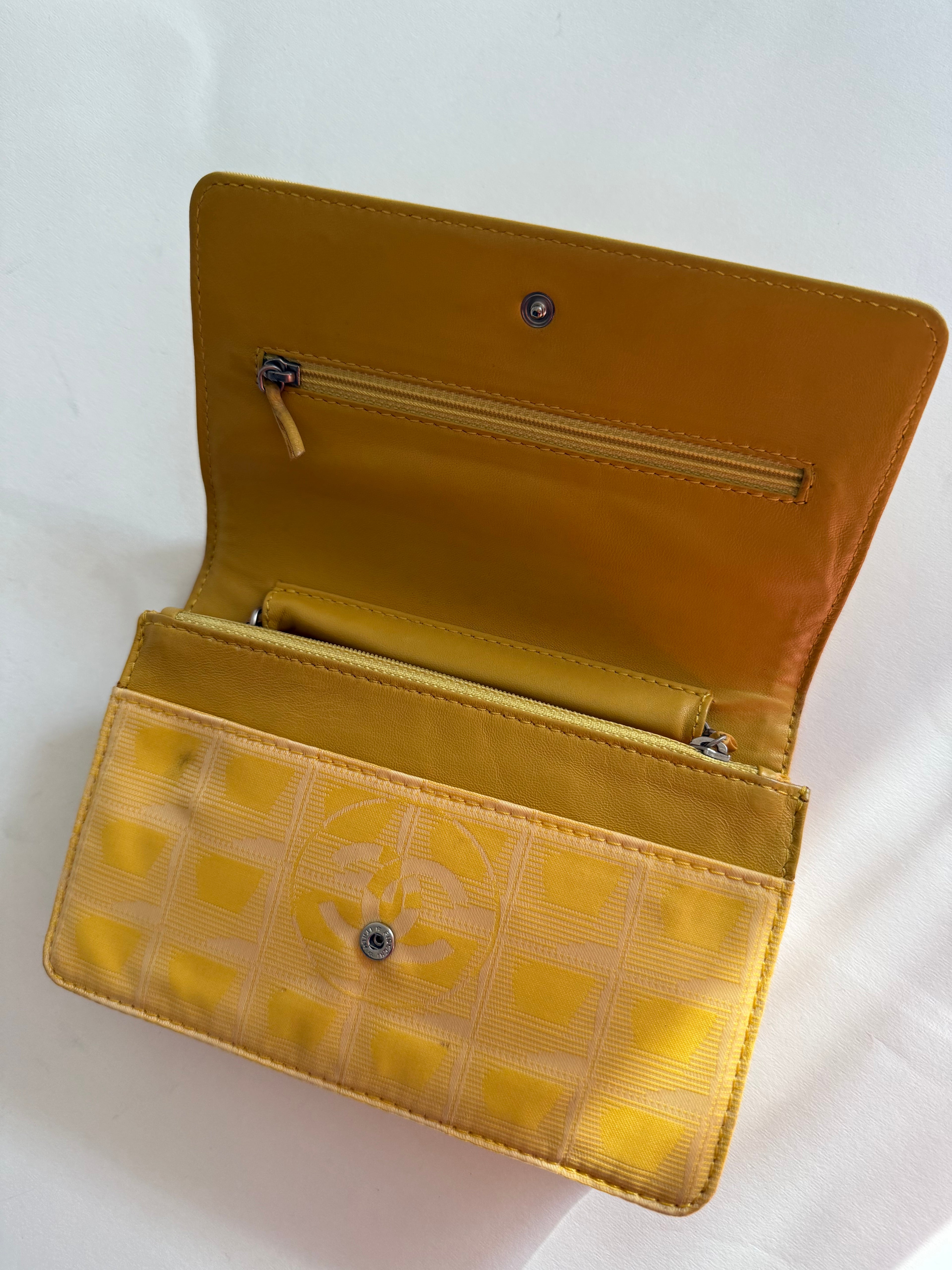 Chanel Wallet on Chain