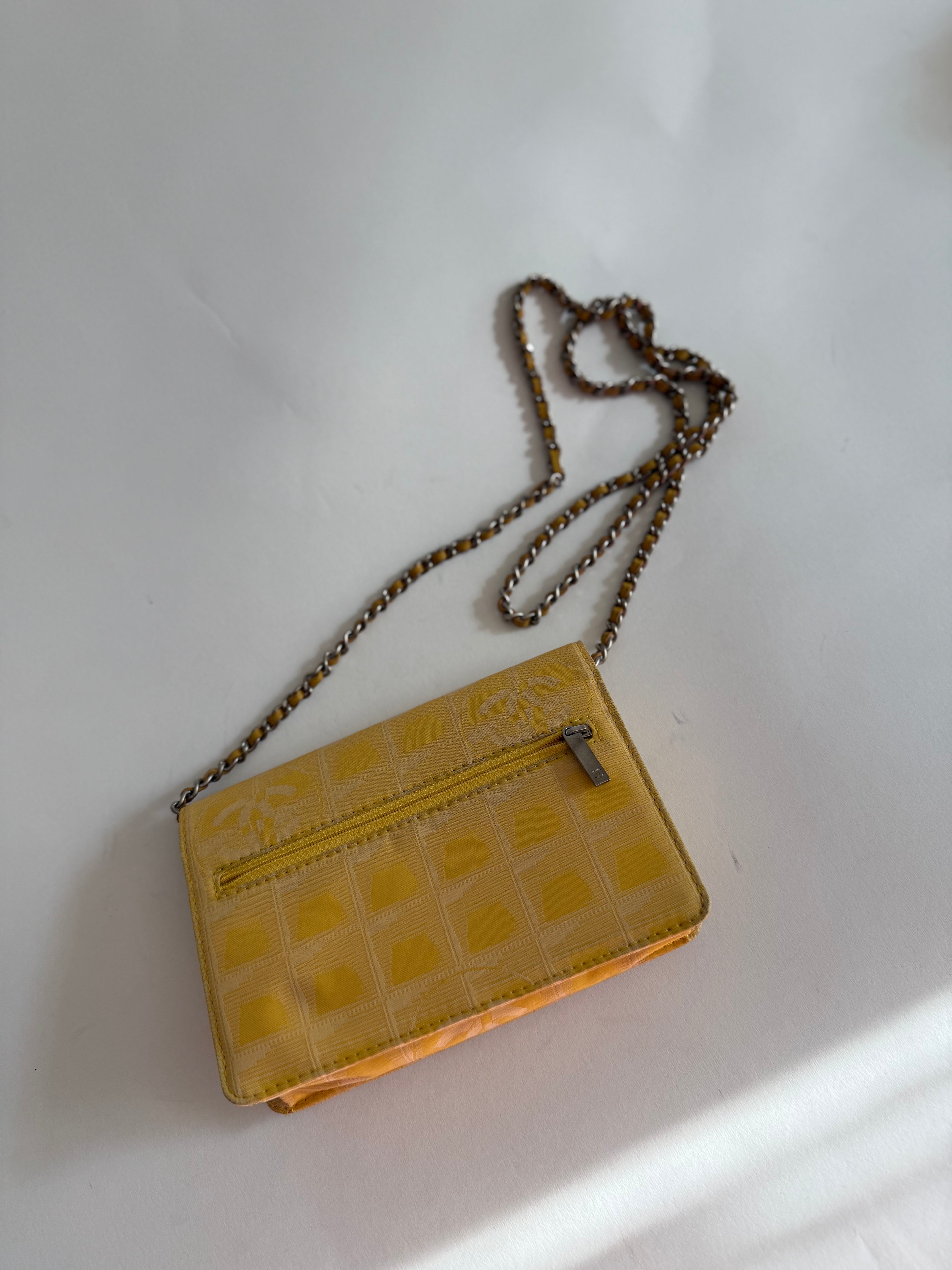 Chanel Wallet on Chain