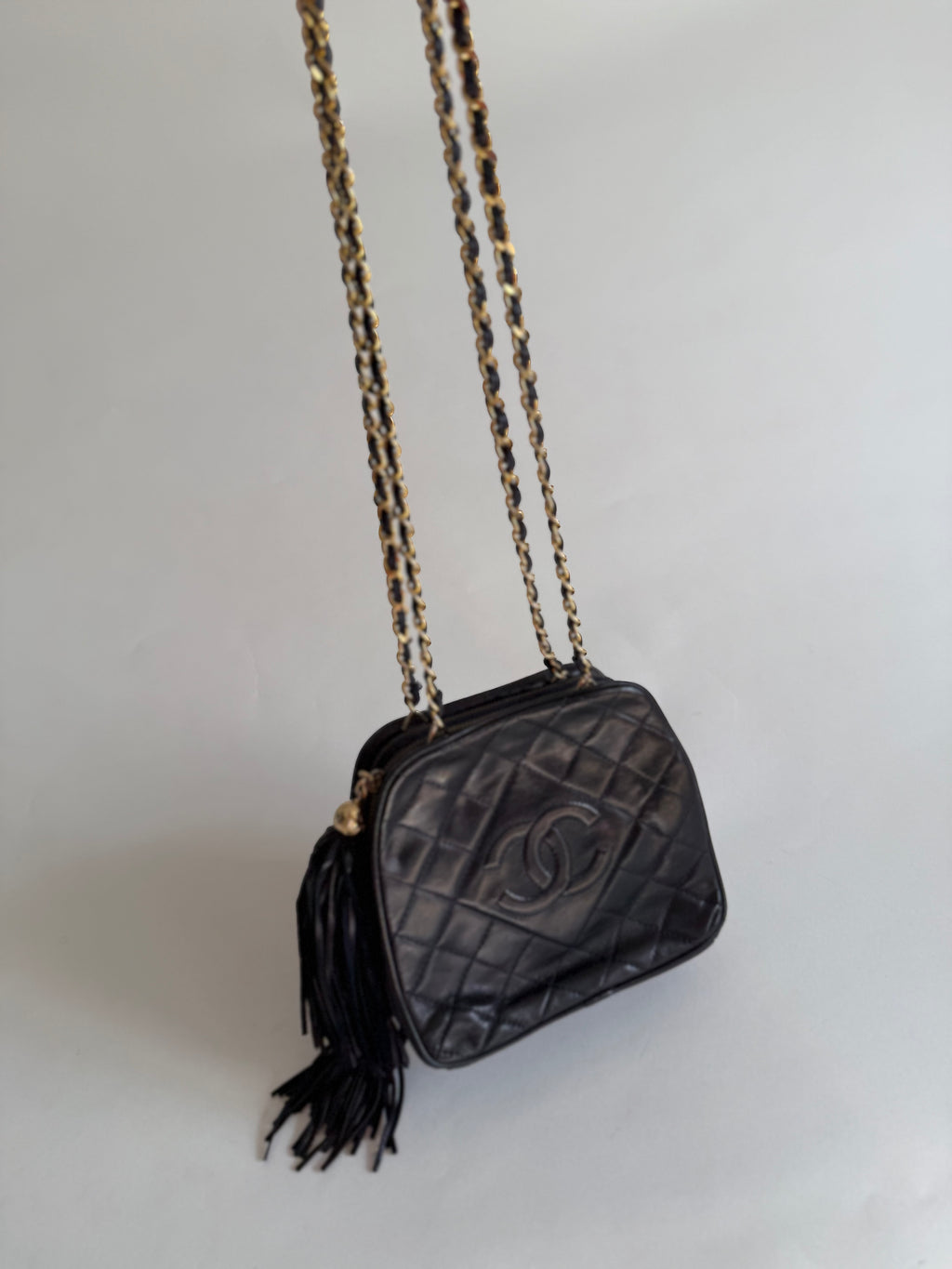 Chanel 70/80s dark blue chain bag