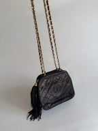 Chanel 70/80s dark blue chain bag