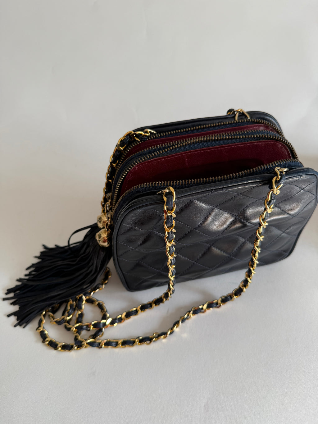 Chanel 70/80s dark blue chain bag