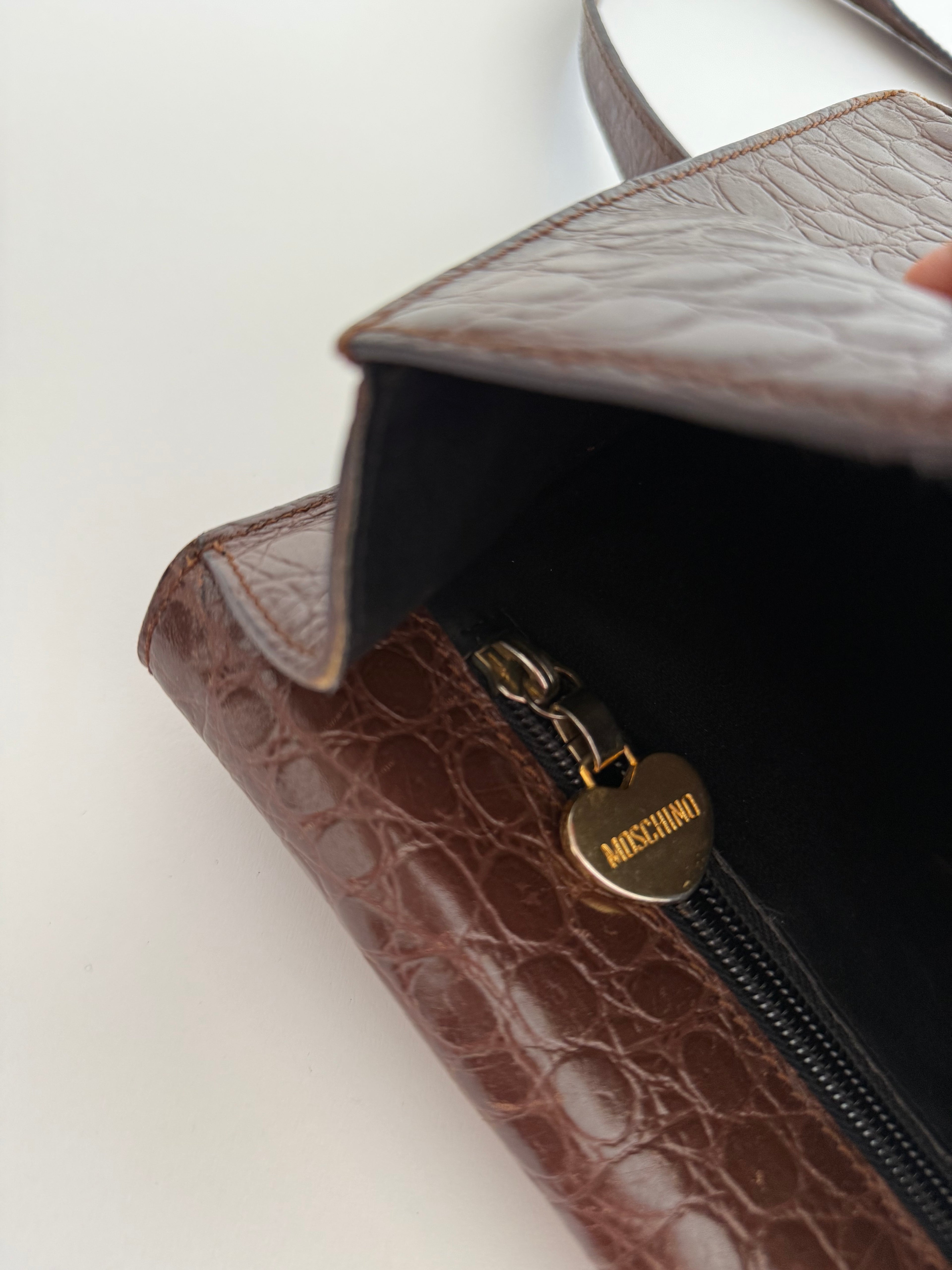 Moschino keys 80s shoulder bag