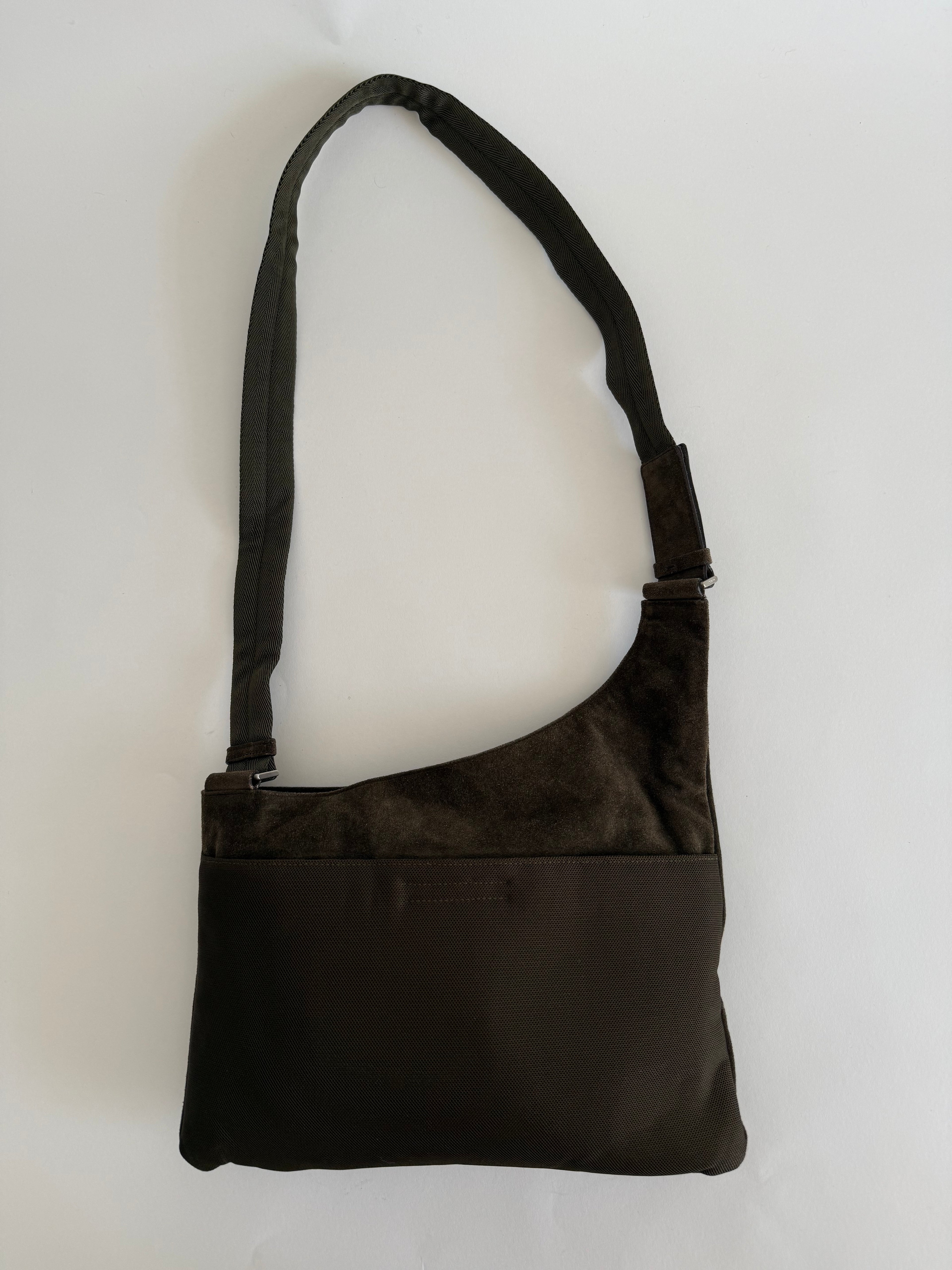 Prada F/W 1999 leaves shoulder bag
