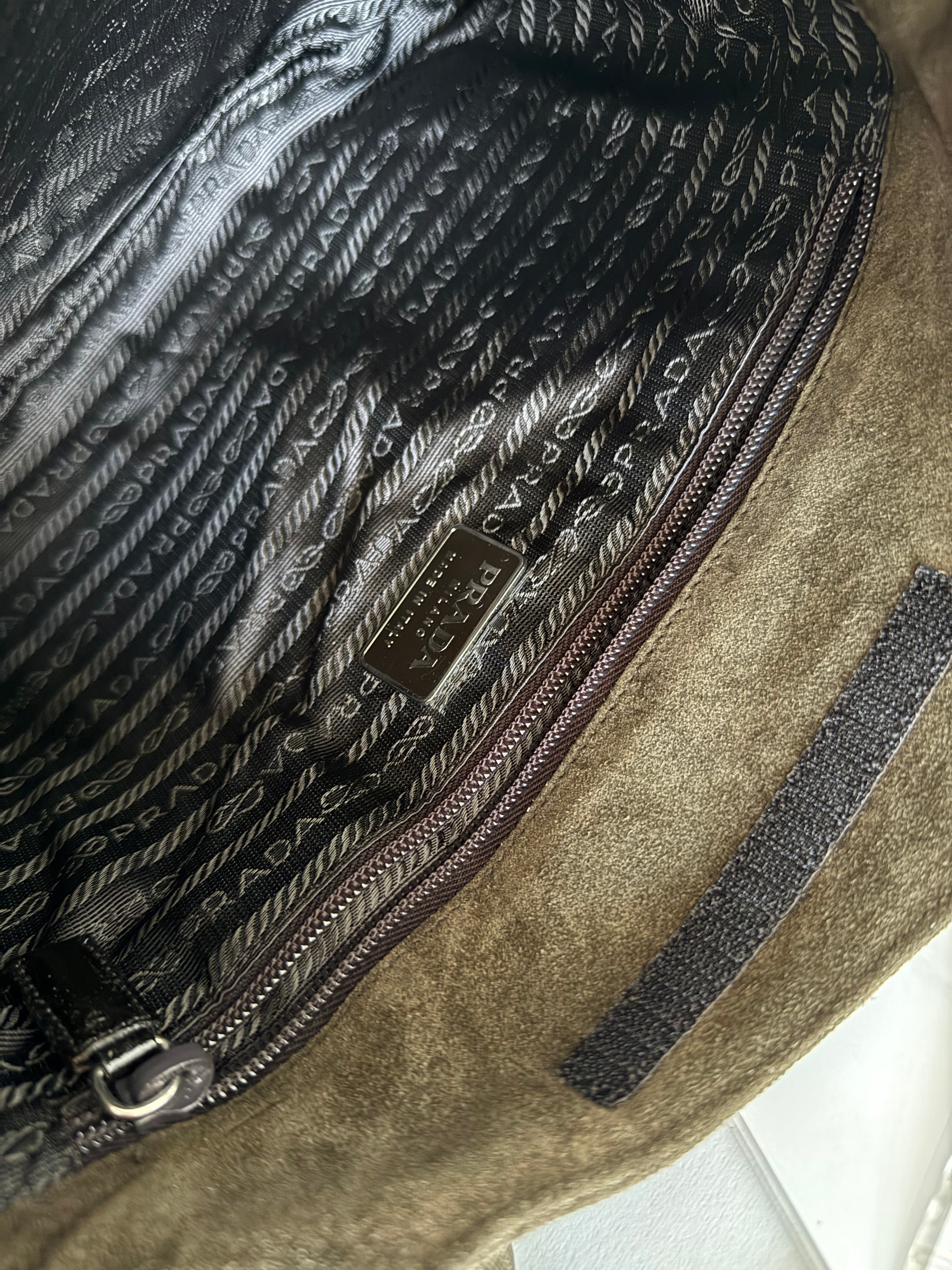 Prada F/W 1999 leaves shoulder bag