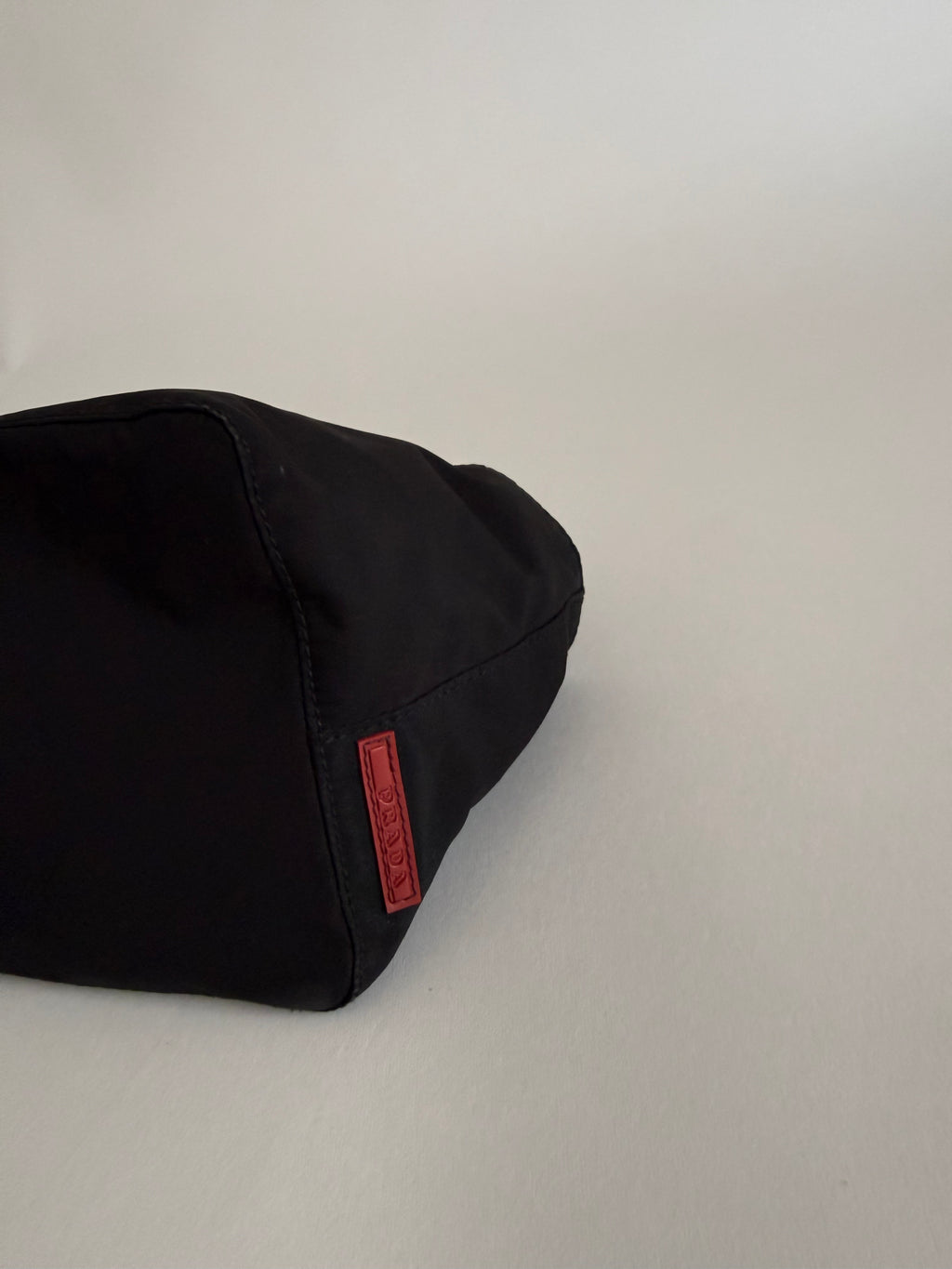 Prada 90s hand bag black