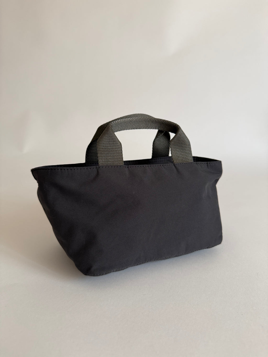 Prada 90s grey hand bag