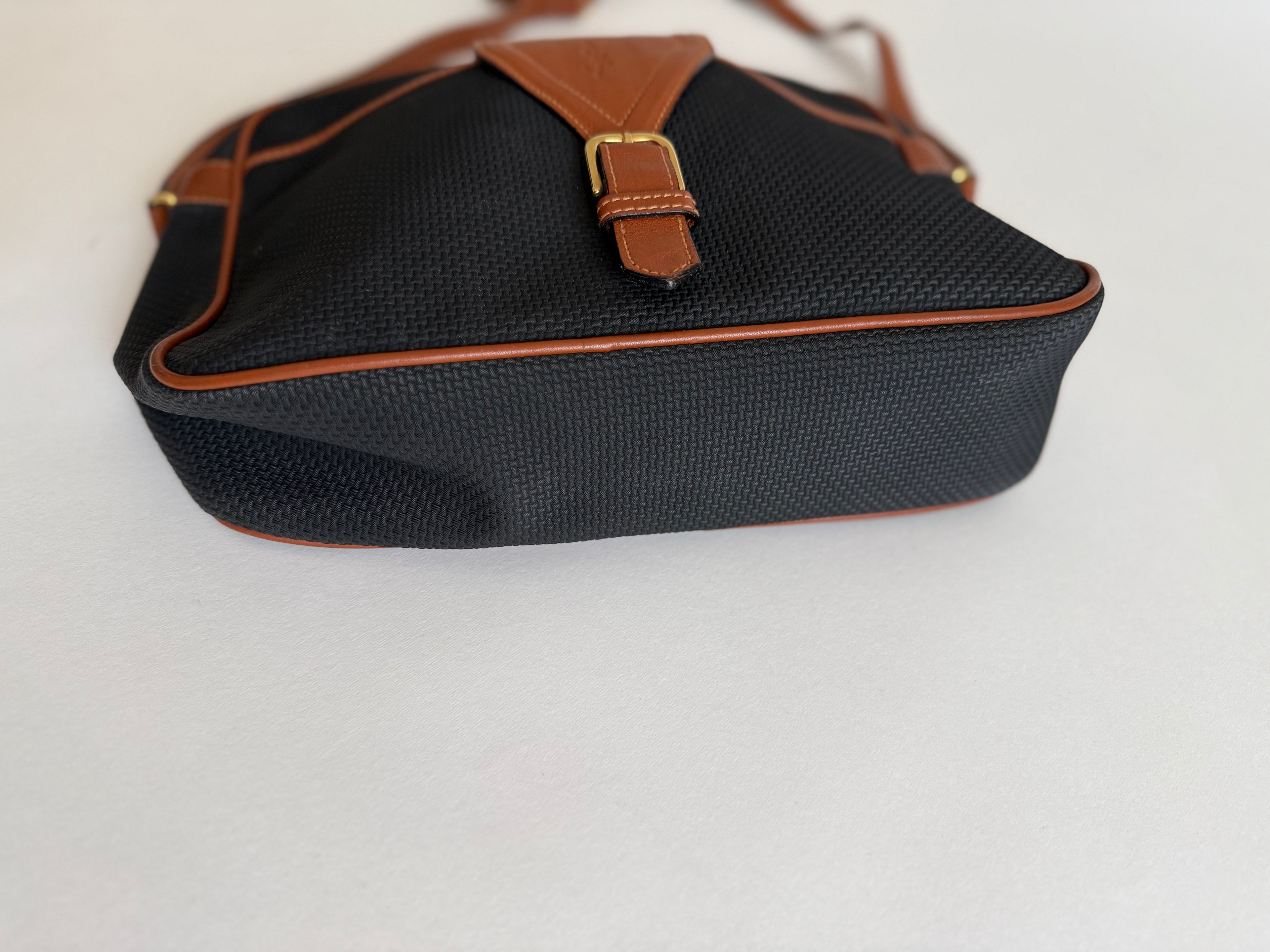 90s Yves Saint Laurent shoulder bag