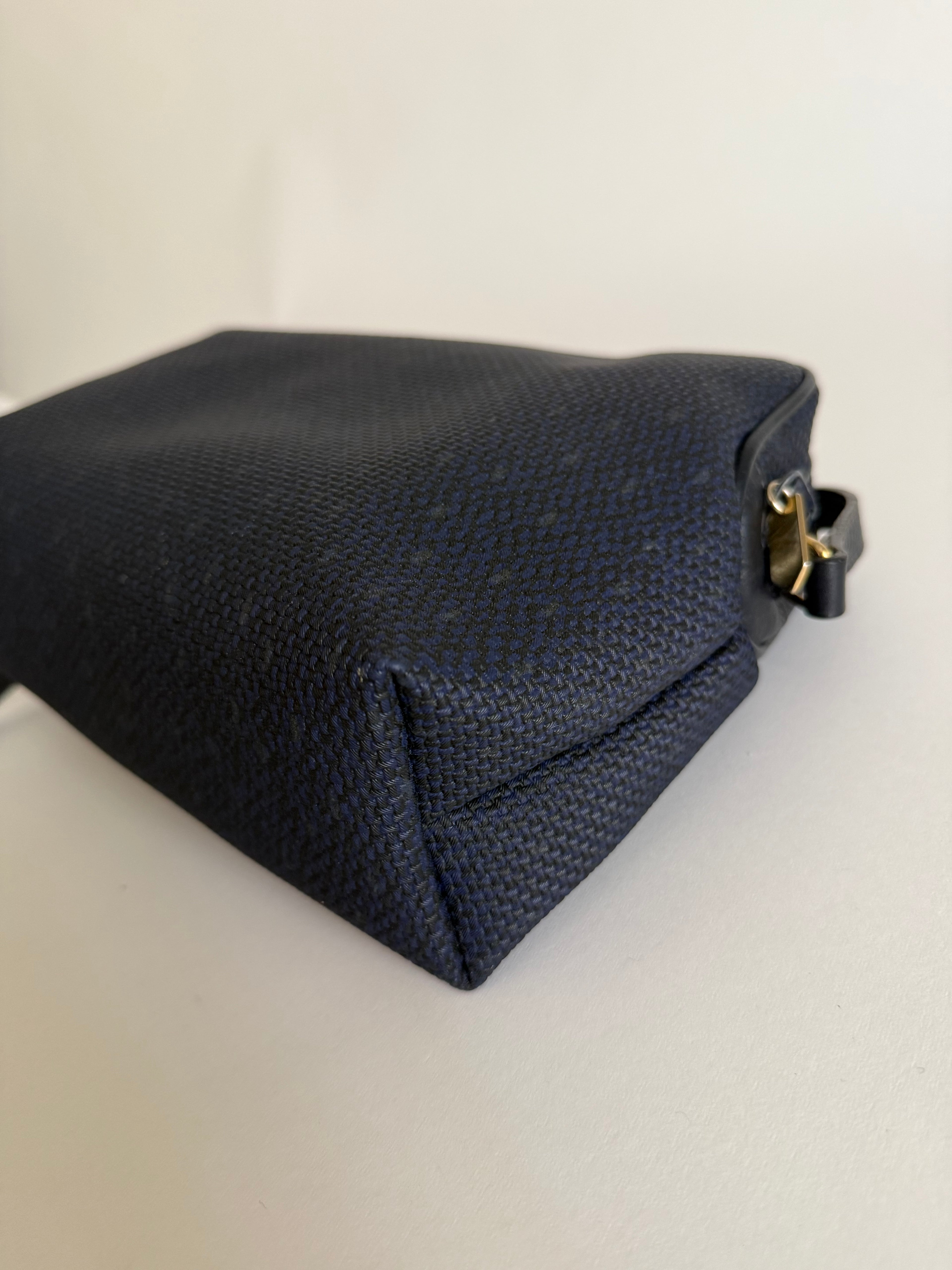 Yves Saint Laurent blue shoulder bag