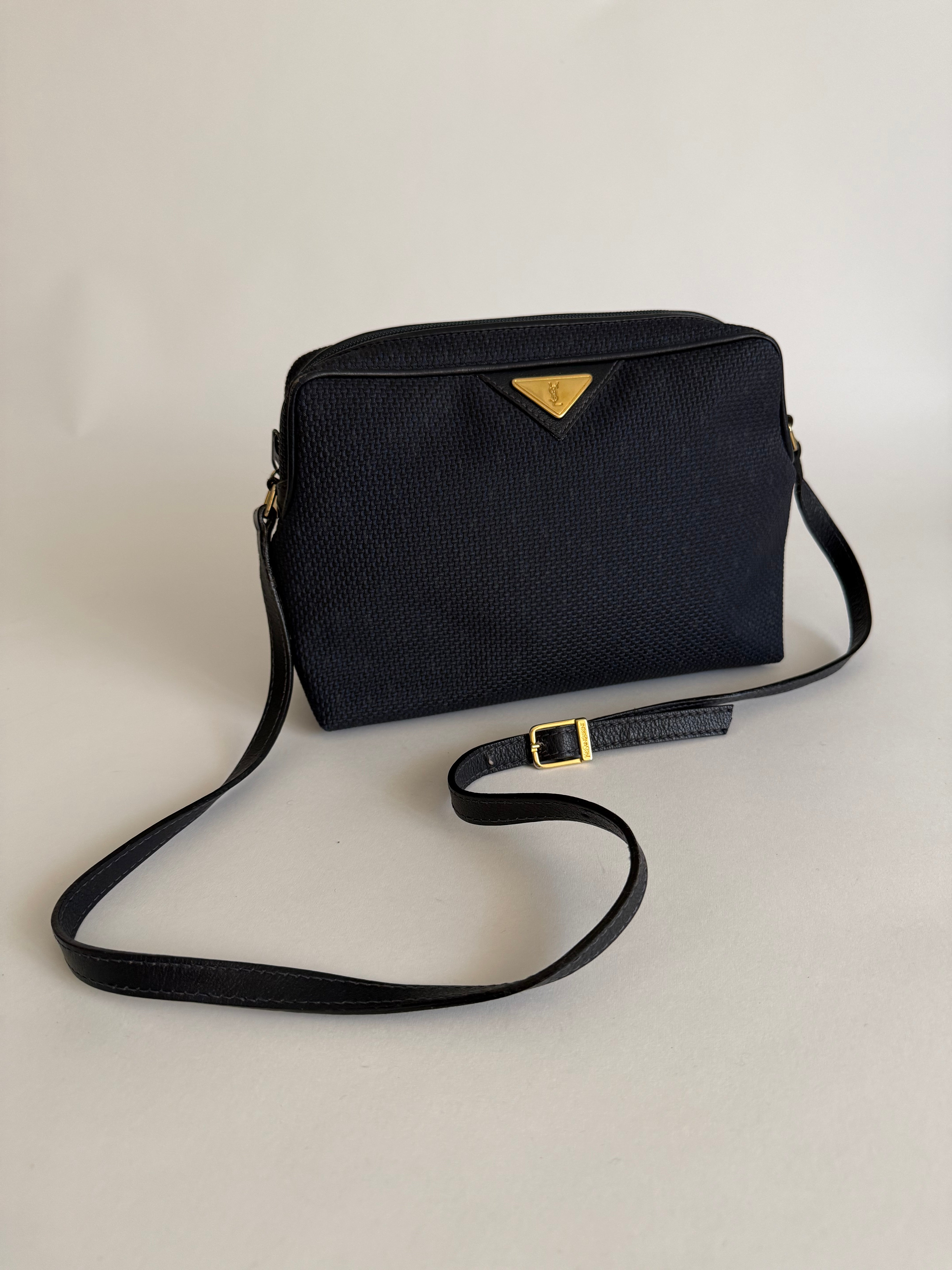 バッグ Yves Saint Laurent shoulder bag Archive Yves Saint Laurent blue shoulder bag – Emilia Archive Vintage
