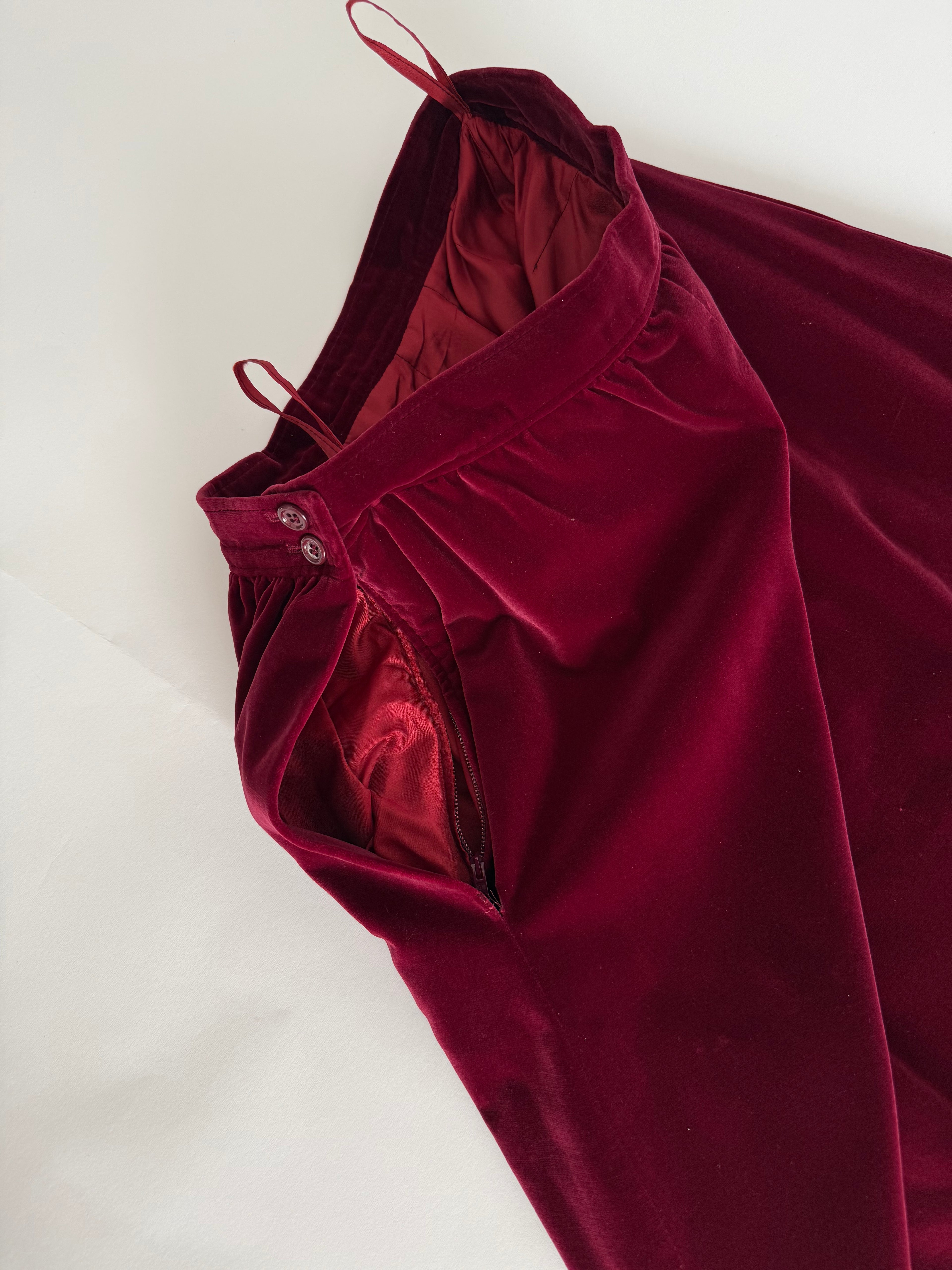 Saint Laurent FW 1980/1981 Runway Archive burgundy tailleur