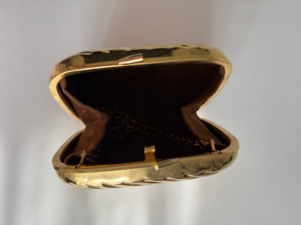 Gold metal clutch