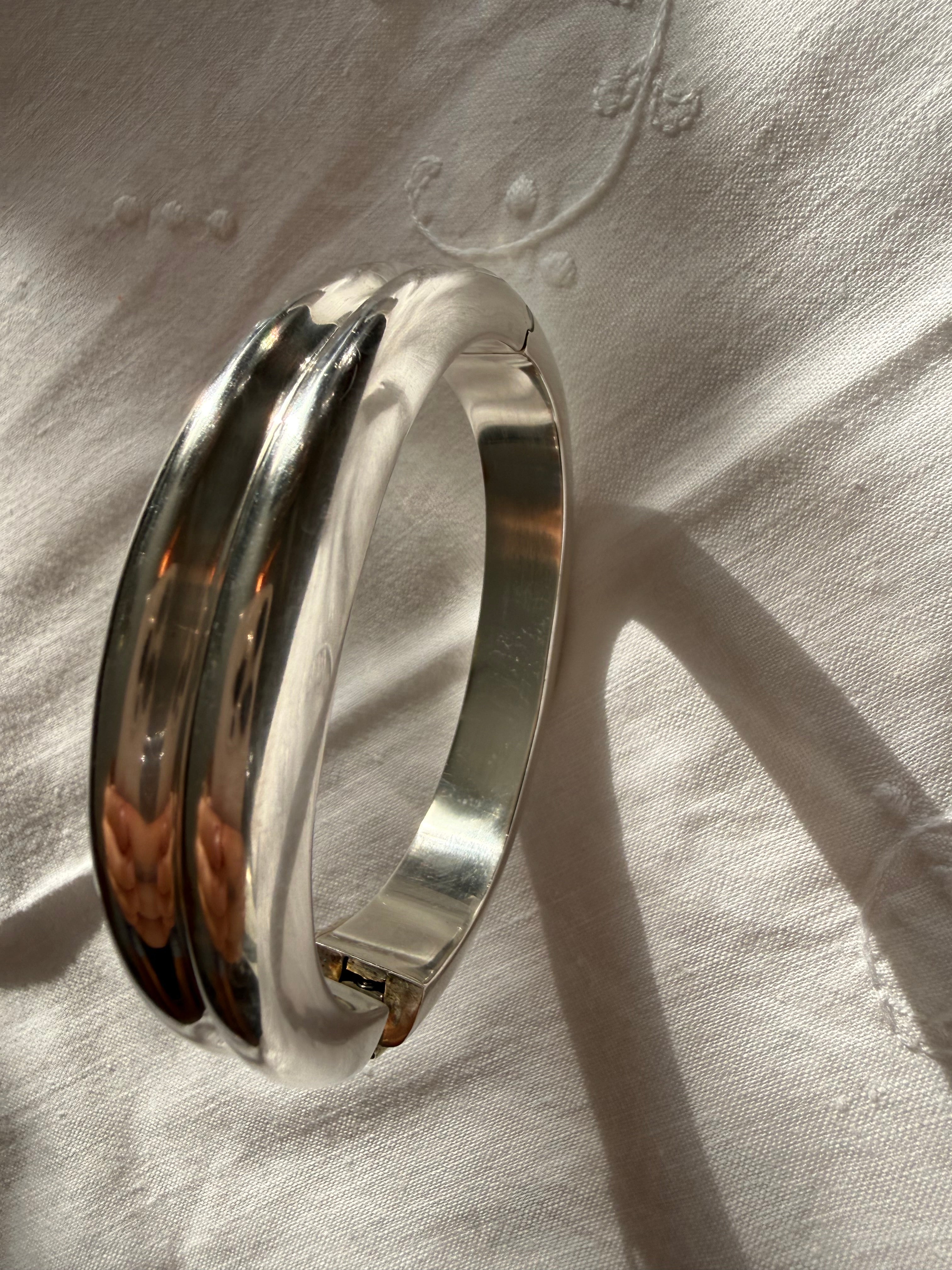 Bayanihan vintage 925 silver rigid bracelet 70s