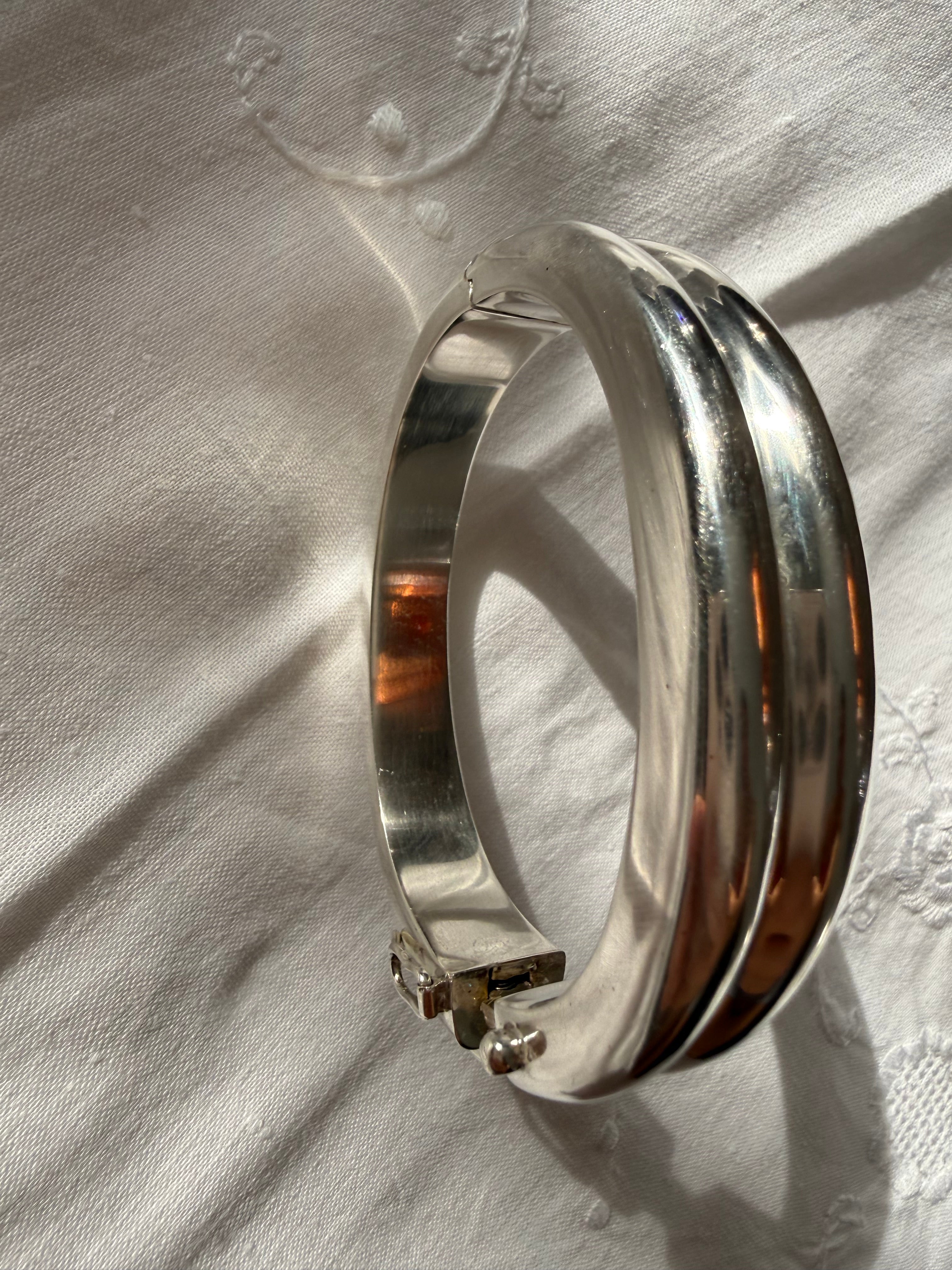 Bayanihan vintage 925 silver rigid bracelet 70s