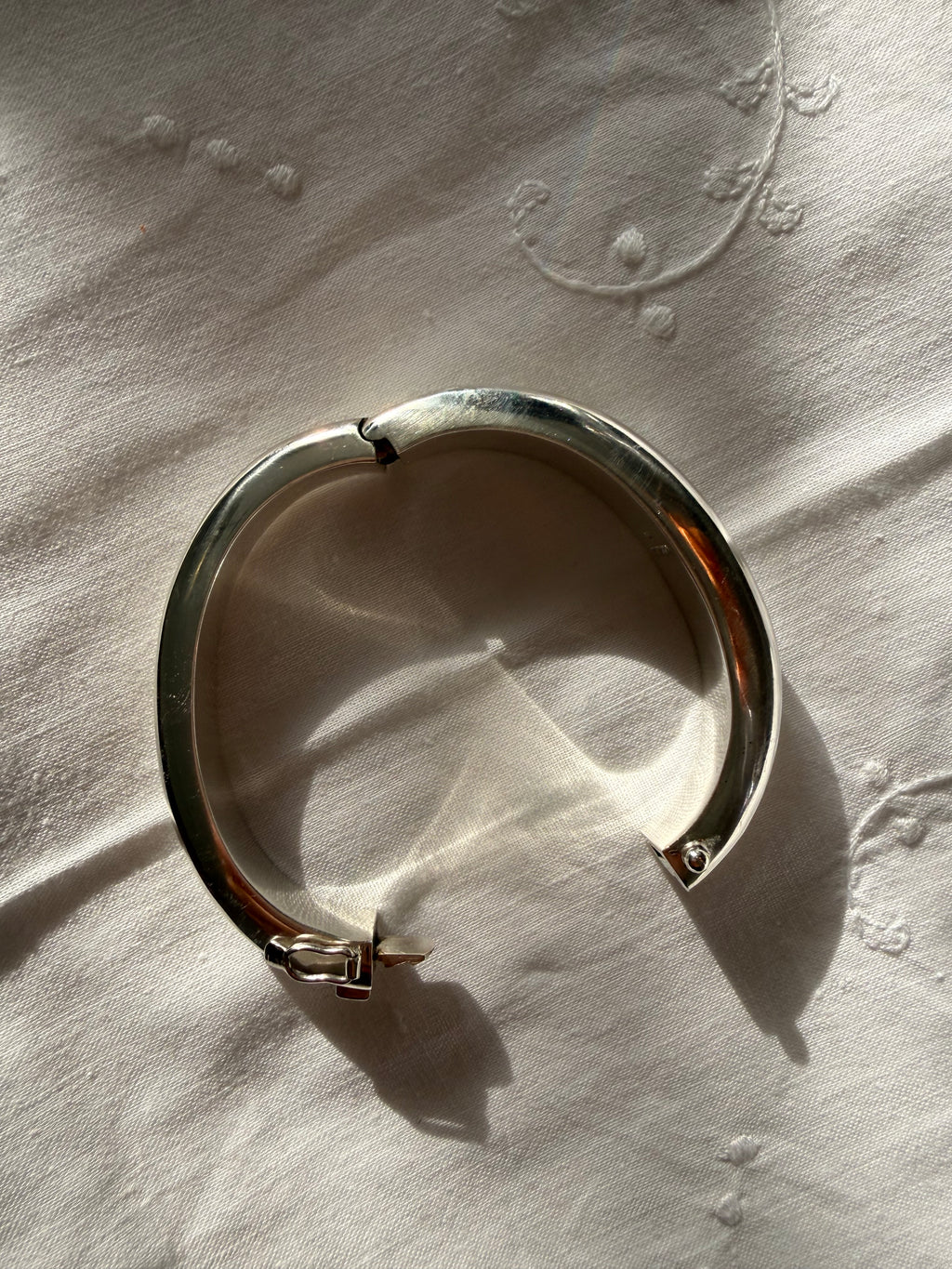 Bayanihan vintage 925 silver rigid bracelet 70s