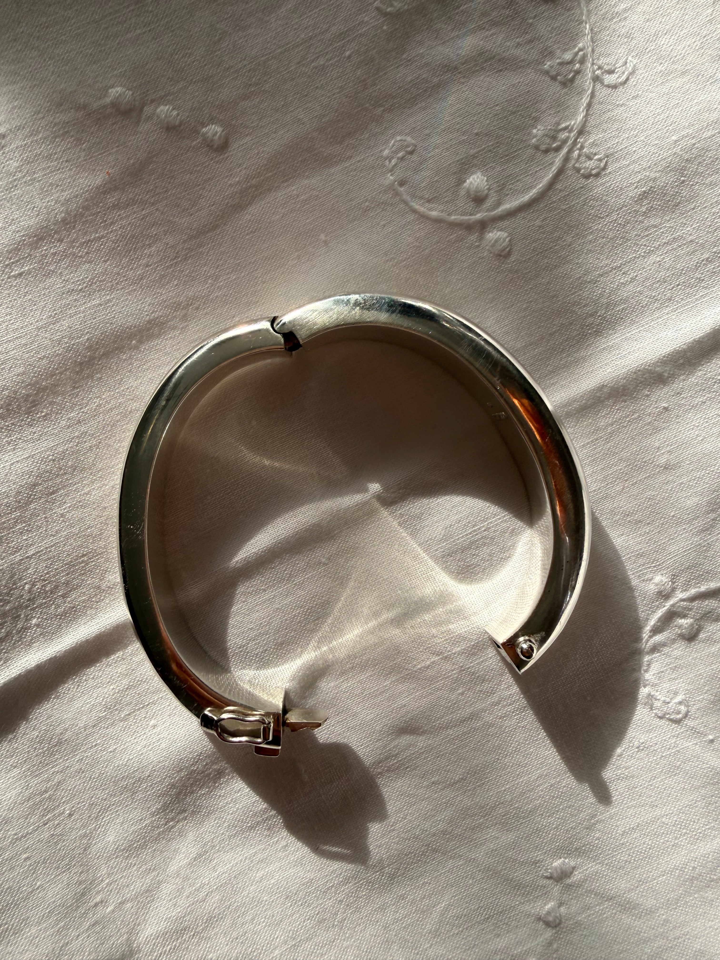 Bayanihan vintage 925 silver rigid bracelet 70s