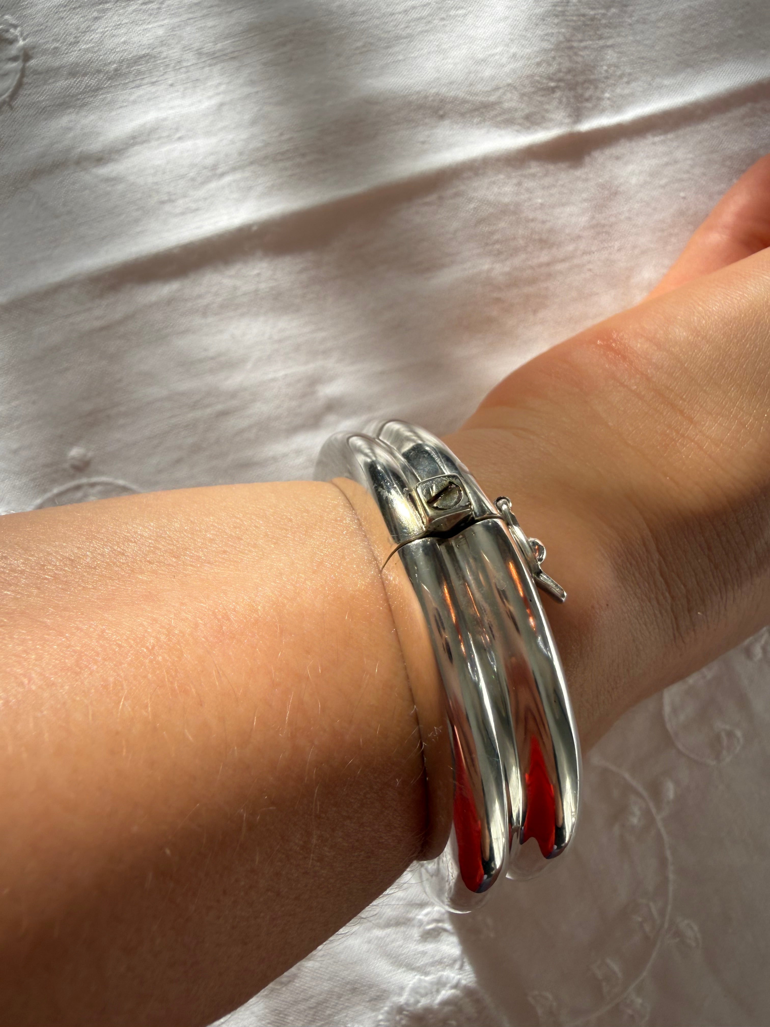 Bayanihan vintage 925 silver rigid bracelet 70s