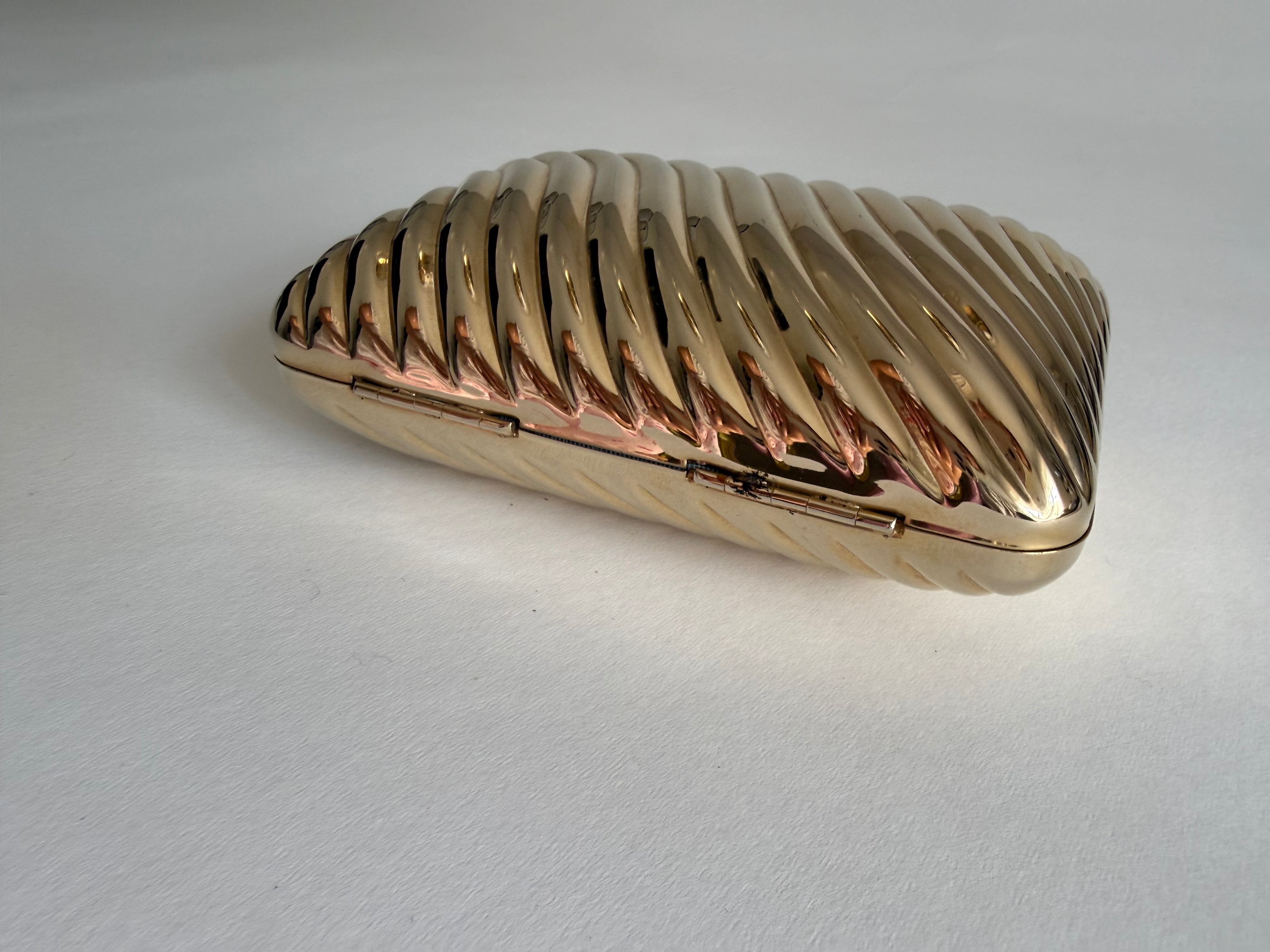 Gold clutch vintage 80s