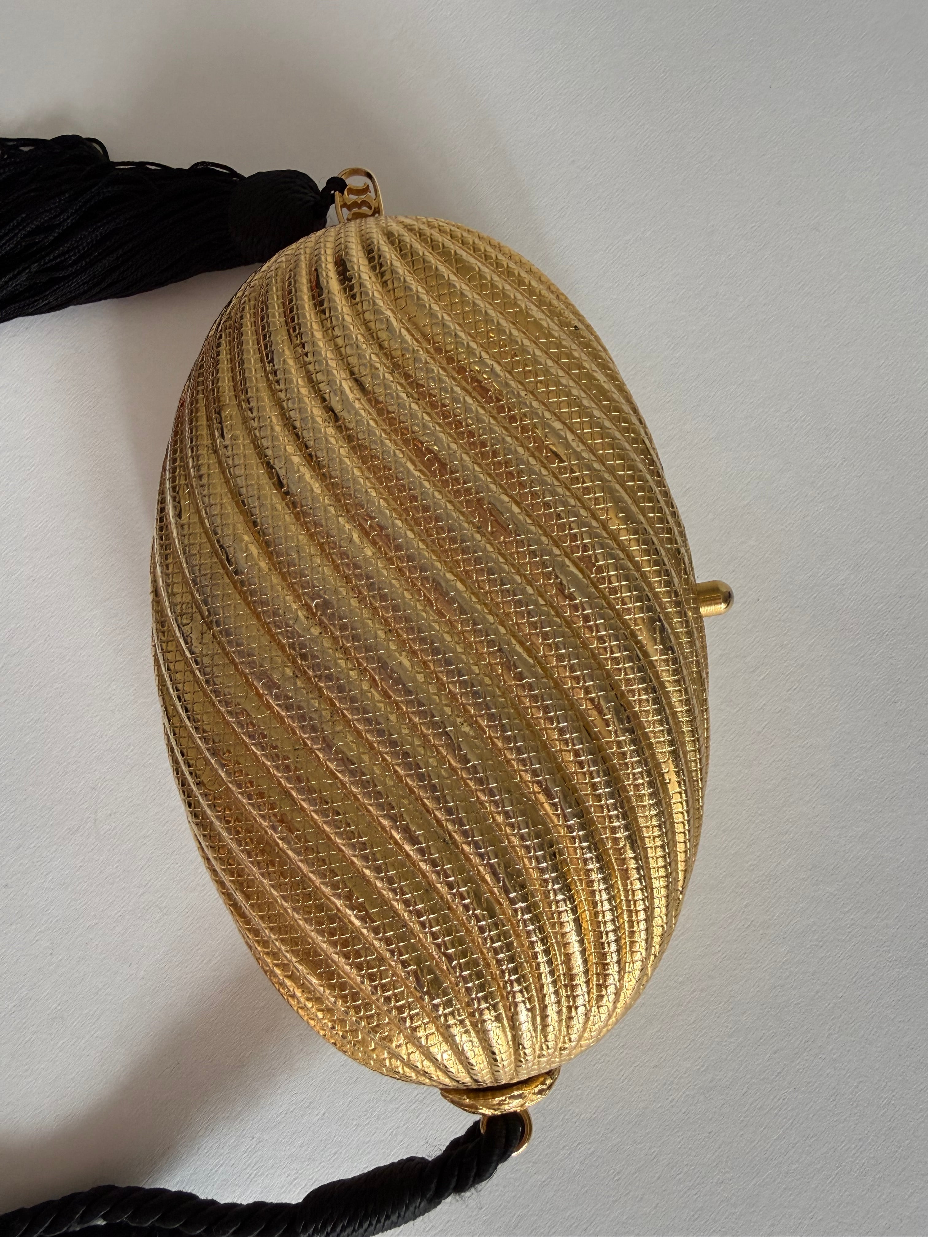 Rare gold egg clutch