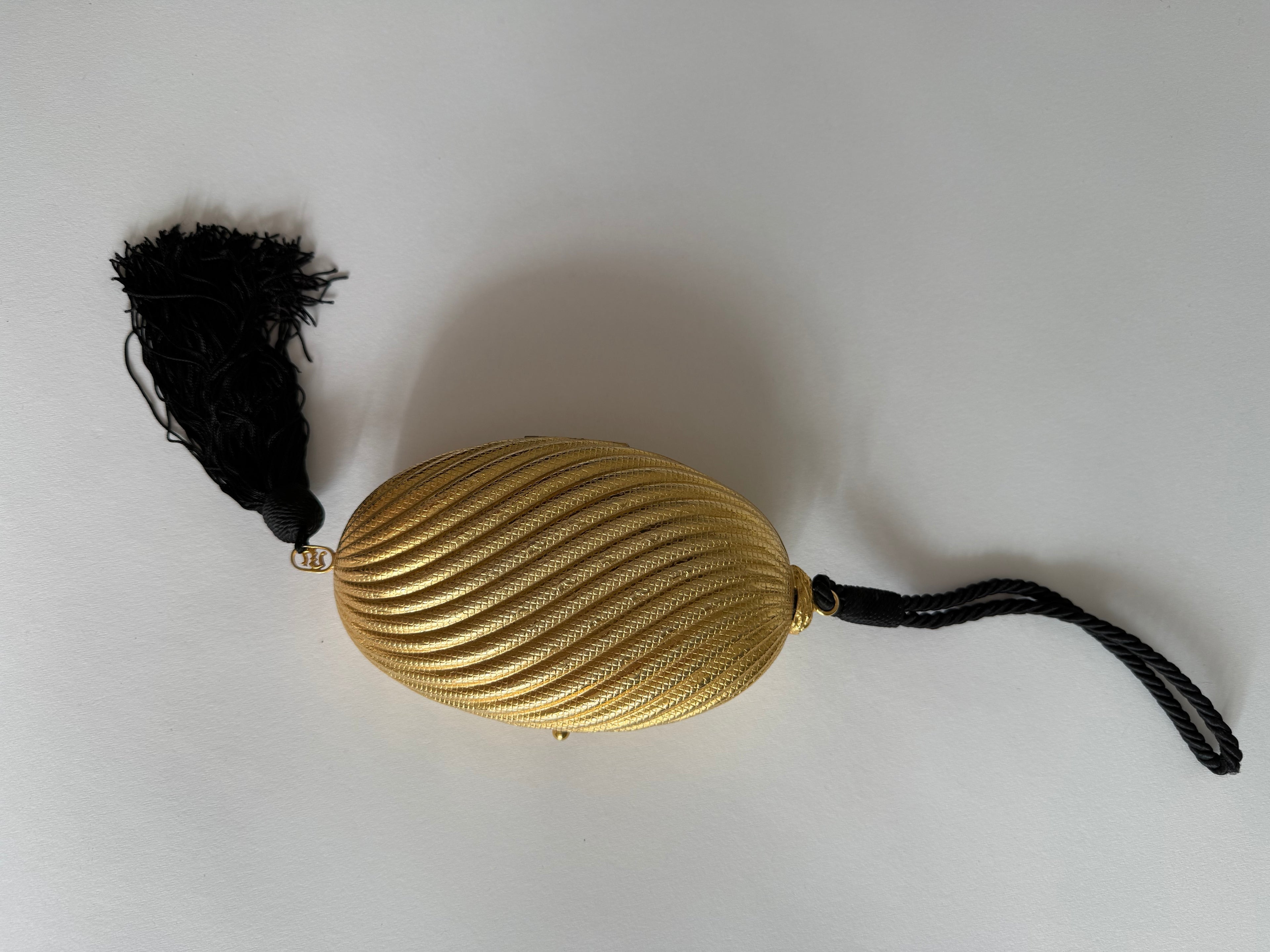 Rare gold egg clutch