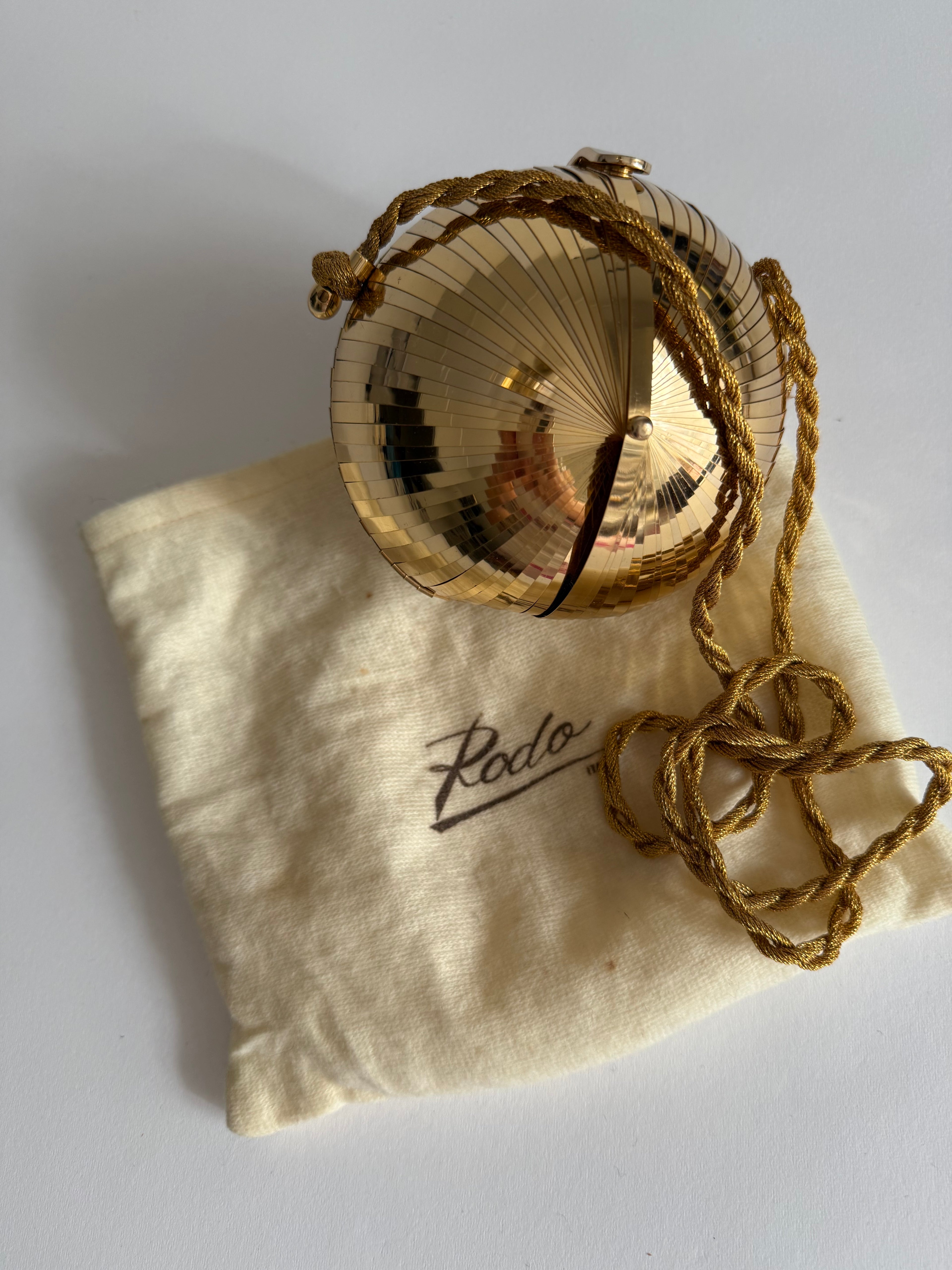 Rodo clutch disc ball shoulder bag
