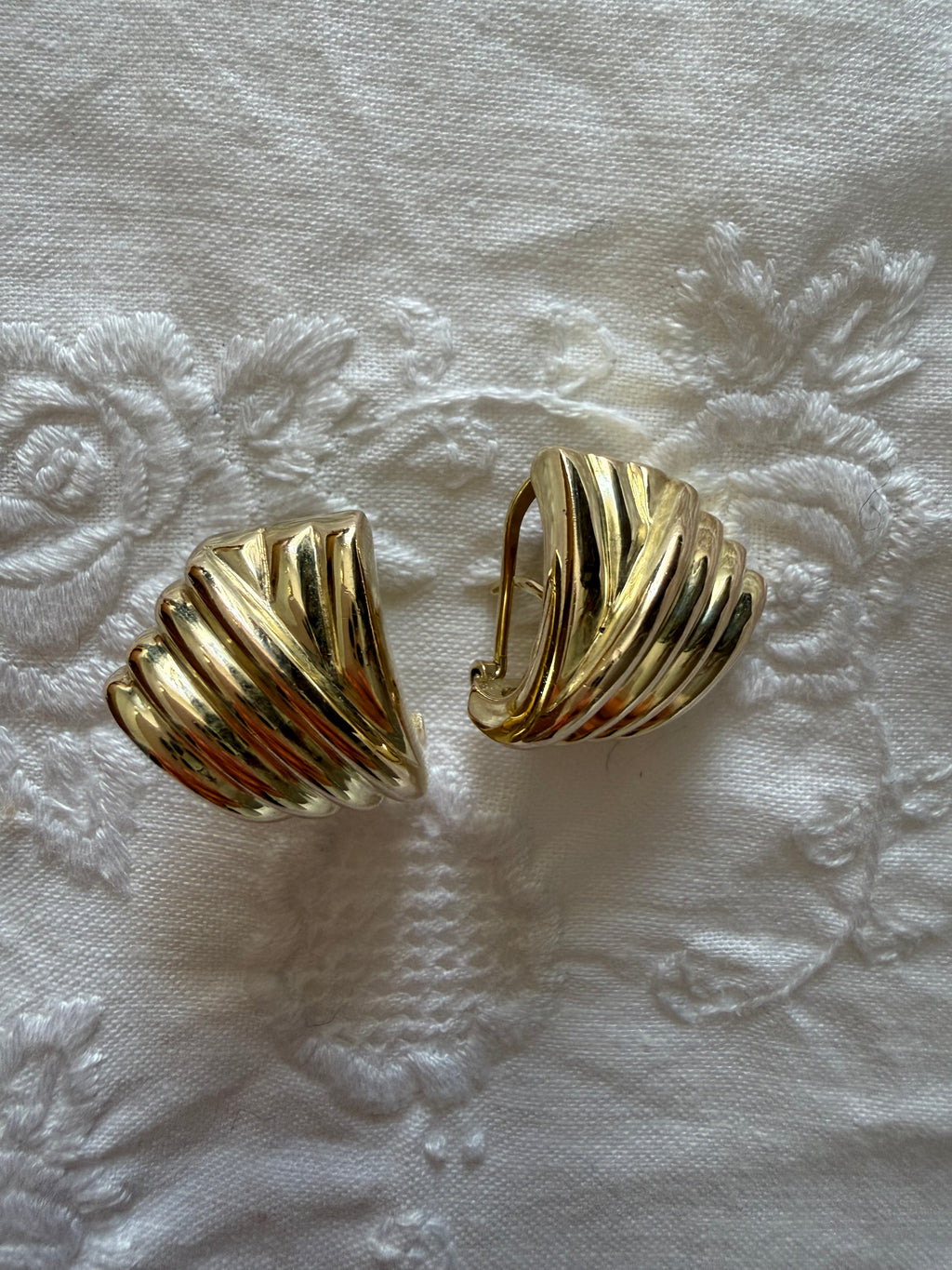 Vintage 925 silver earrings wet in gold