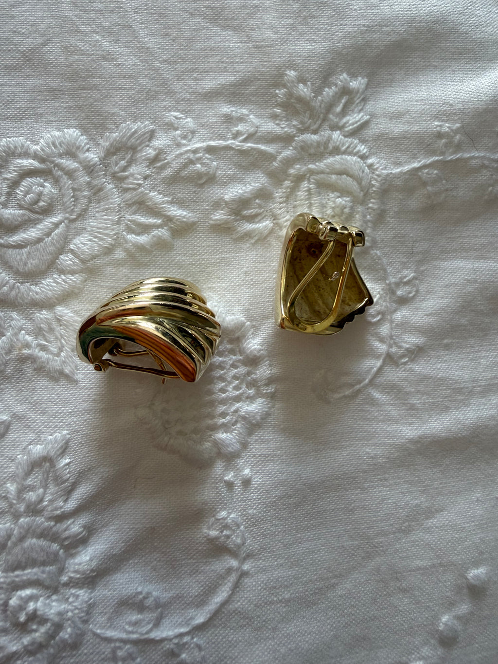 Vintage 925 silver earrings wet in gold
