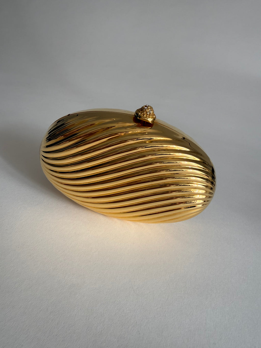 Gold clutch egg 70s
