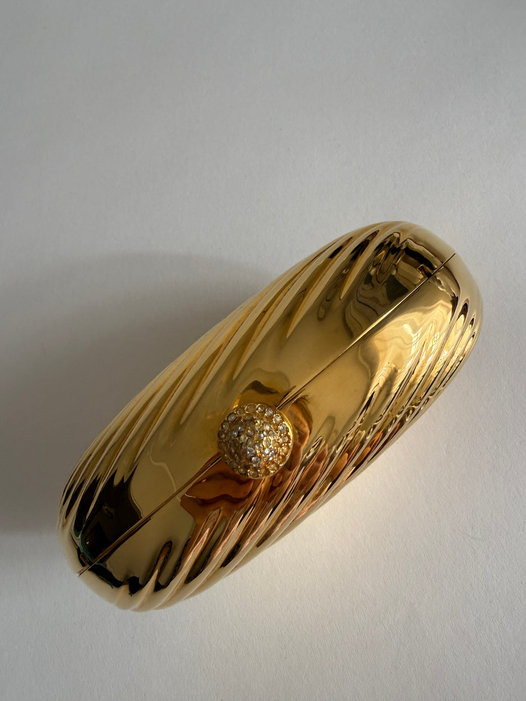 Gold clutch egg 70s