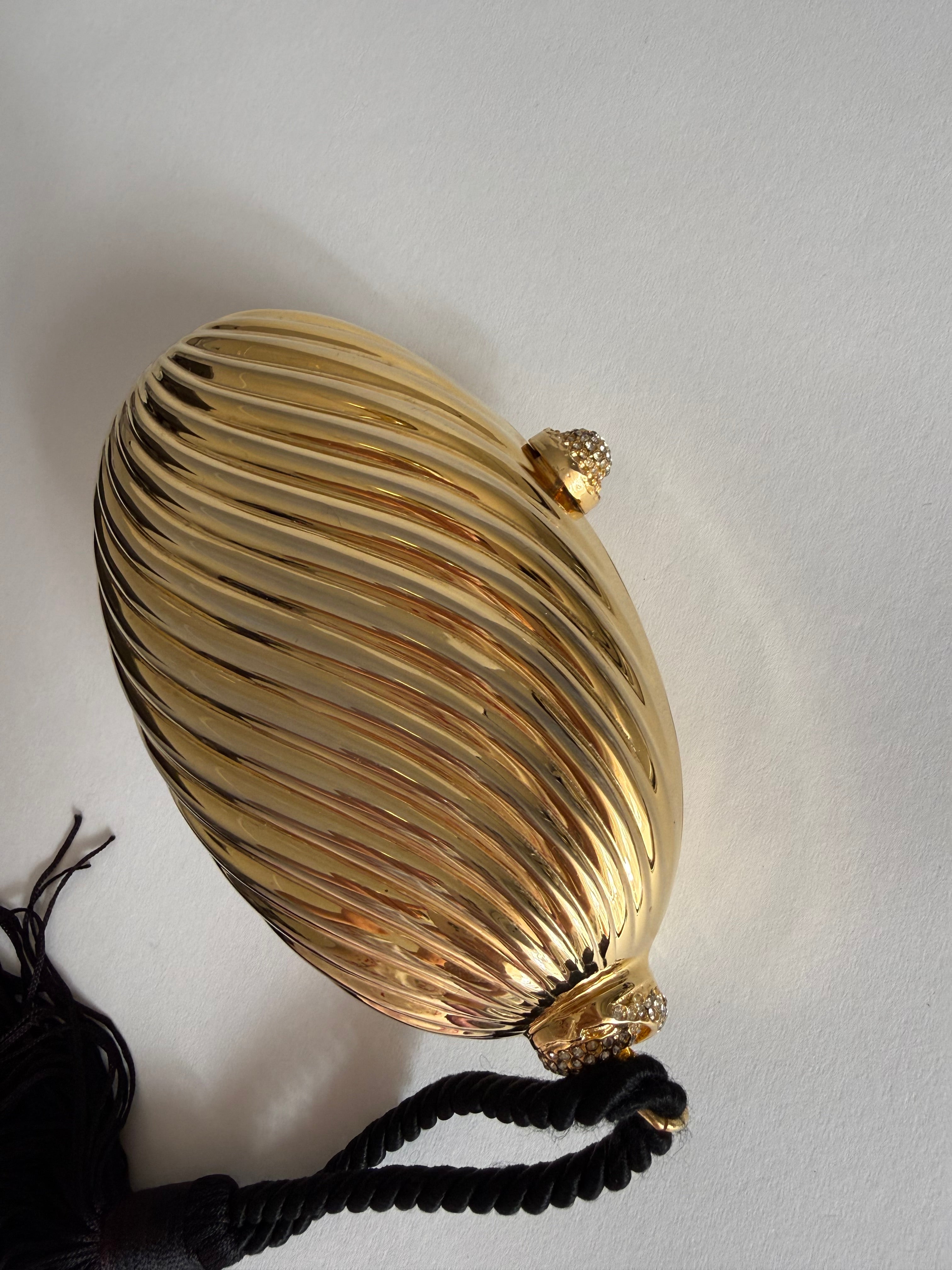 Rare gold egg clutch 70s