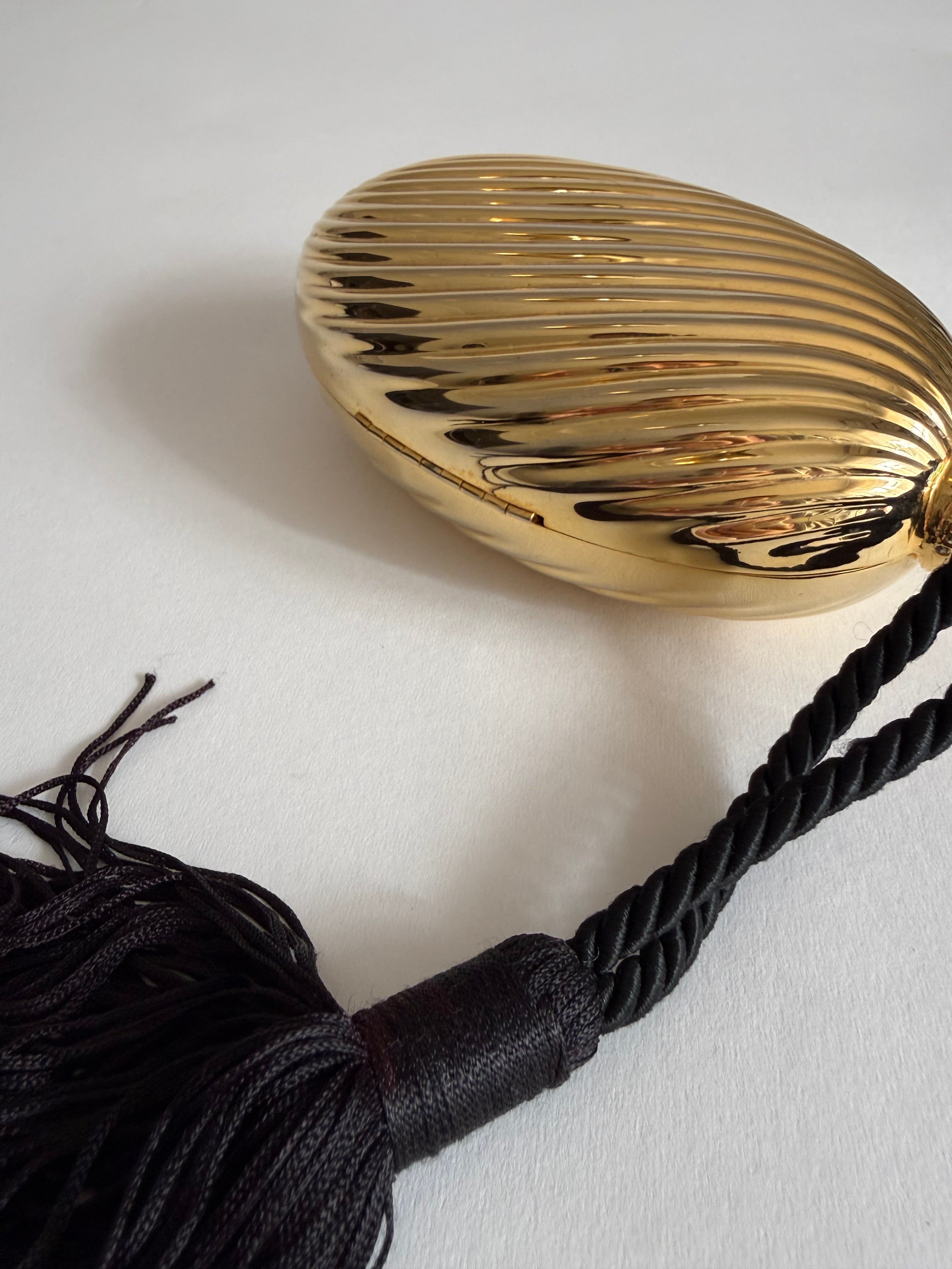 Rare gold egg clutch 70s