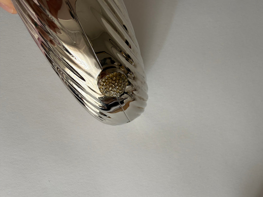Rare silver egg clutch 70s