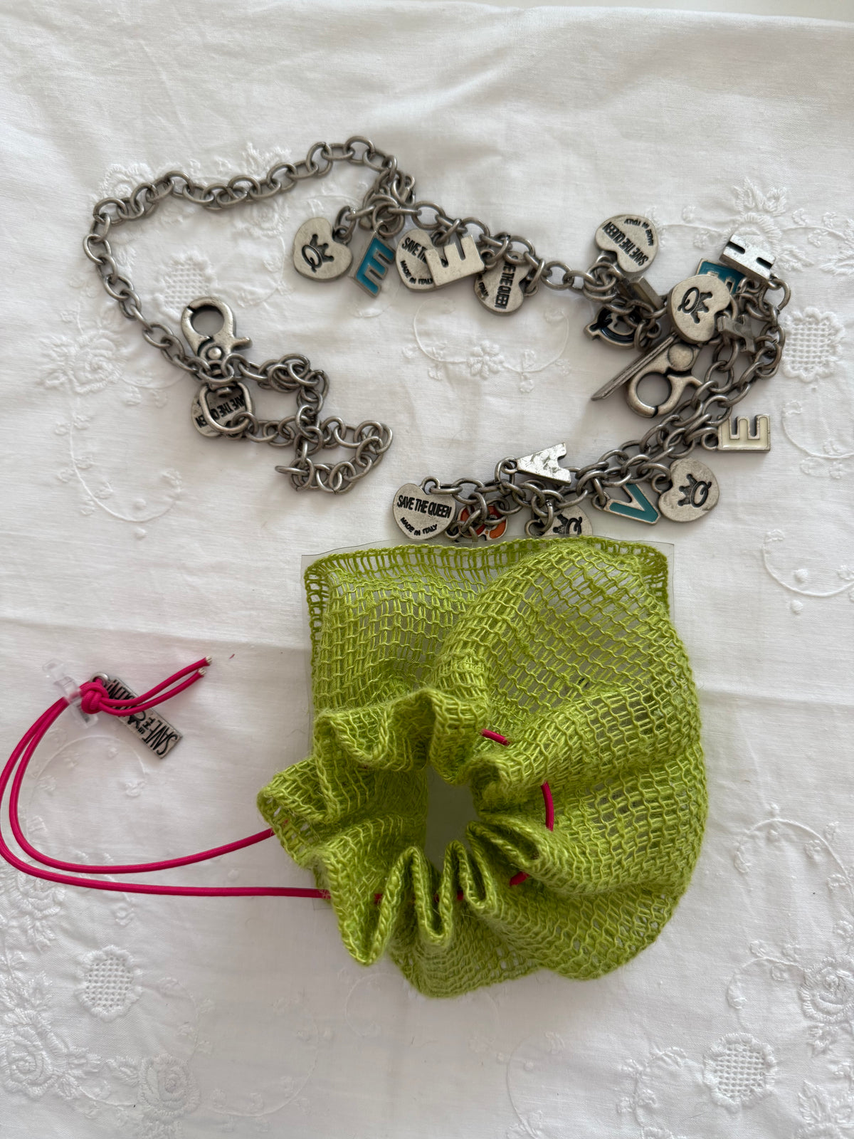 Save the Queen belt vintage multicolor pendent