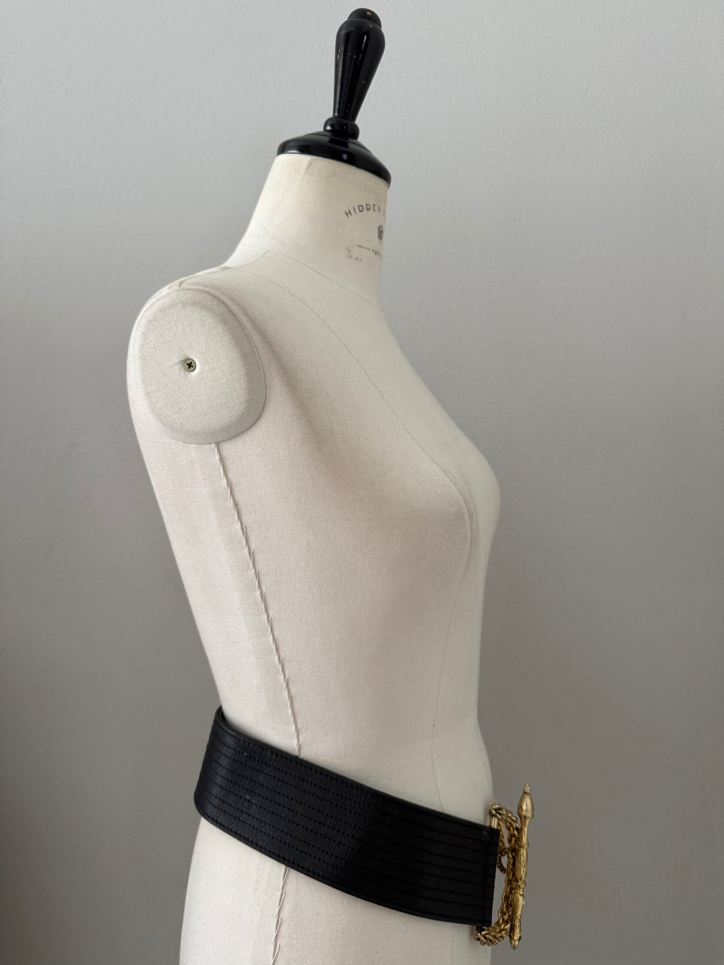 Gianfranco Ferré chain black belt 90s