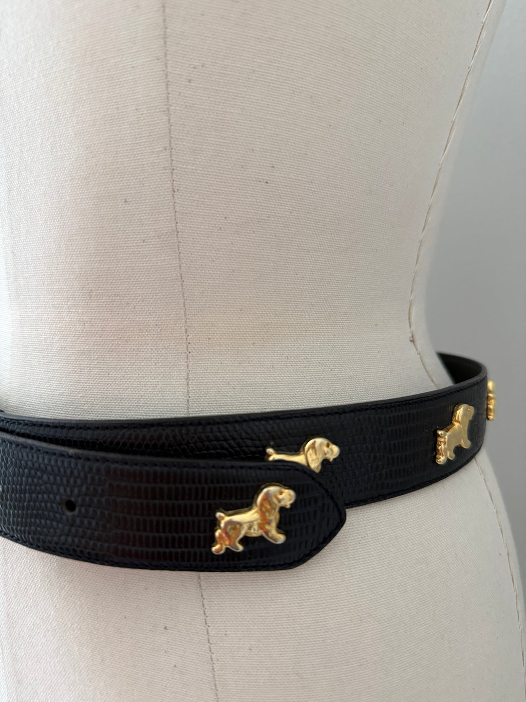 Vintage black belt gold dog