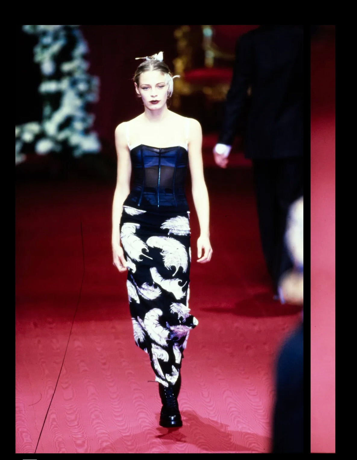 Dolce & Gabbana FW 1997 Runway black silk feather set