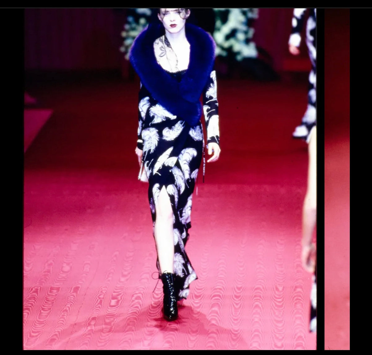 Dolce & Gabbana FW 1997 Runway silk feather print dress