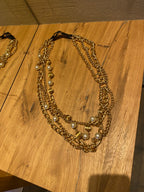 Rare authentic Moschino FW 1986 necklace gold chain pearls