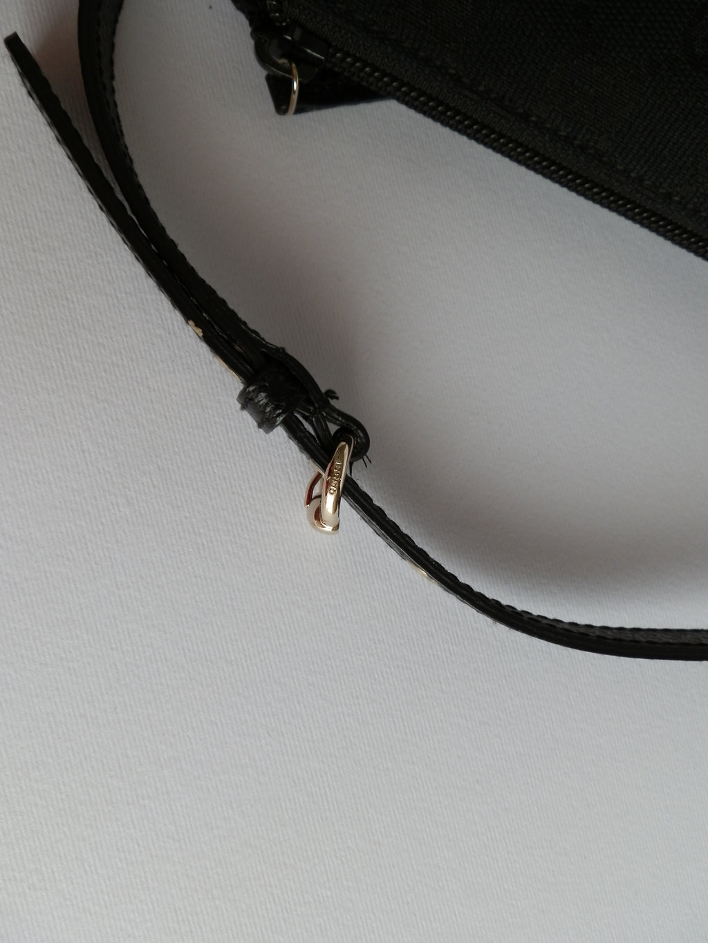 Gucci pochette black monogram