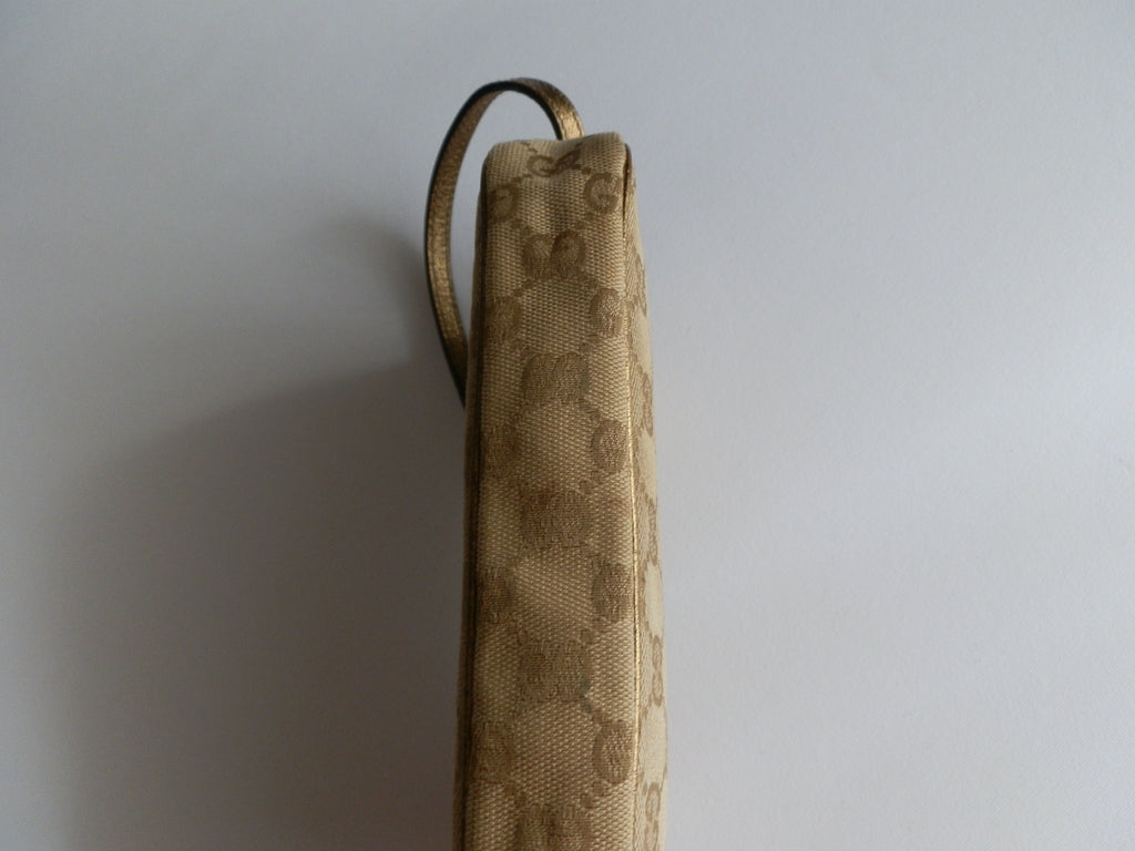Gucci shoulder bag beige