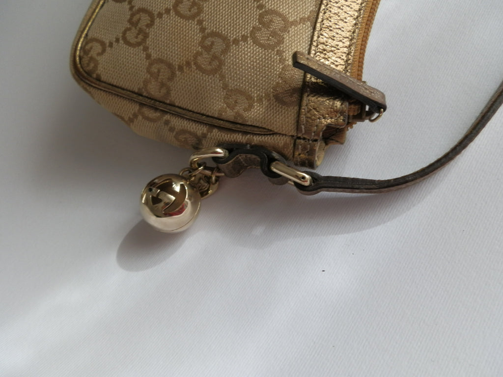 Gucci shoulder bag beige