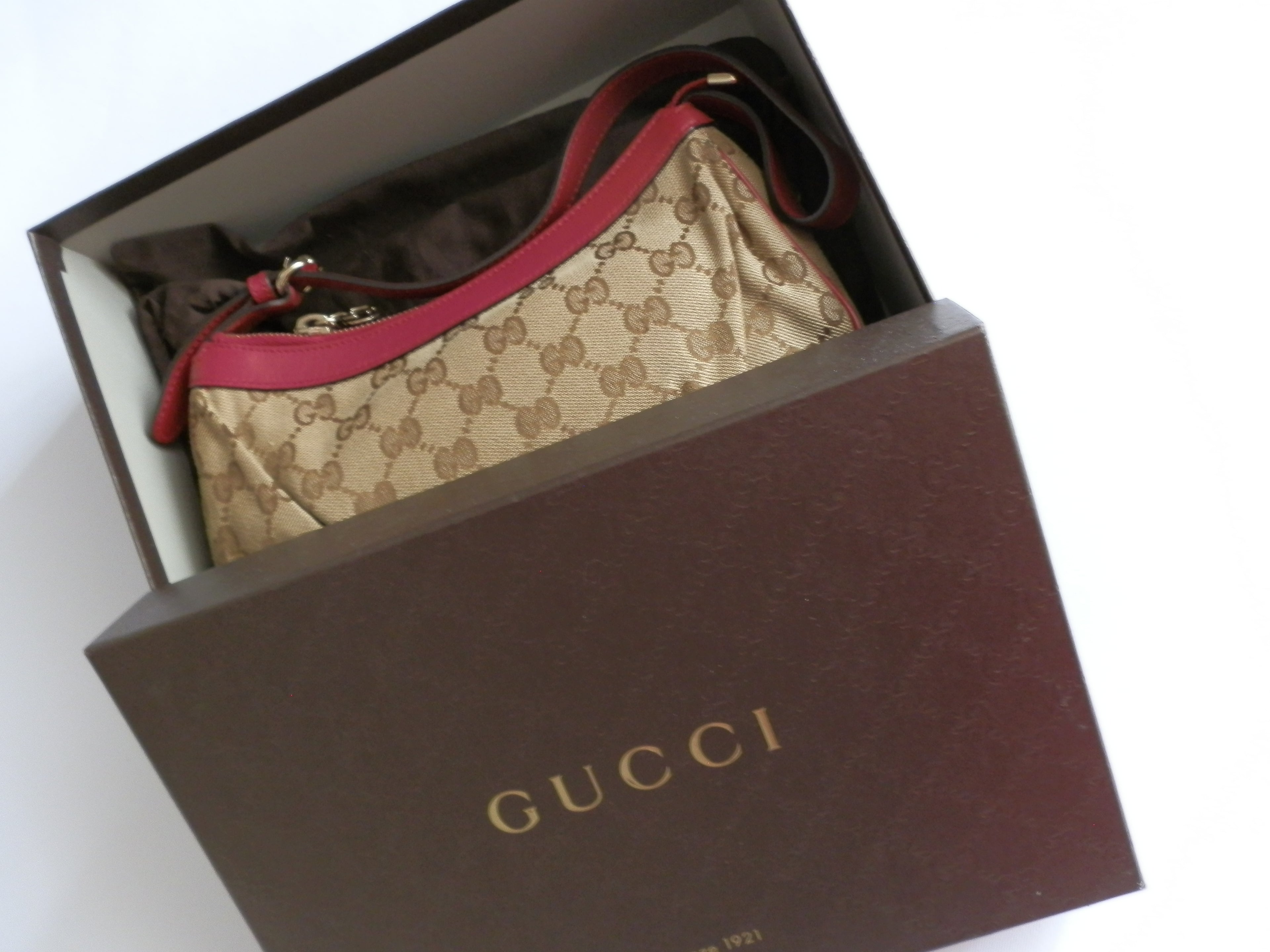 Gucci shoulder bag