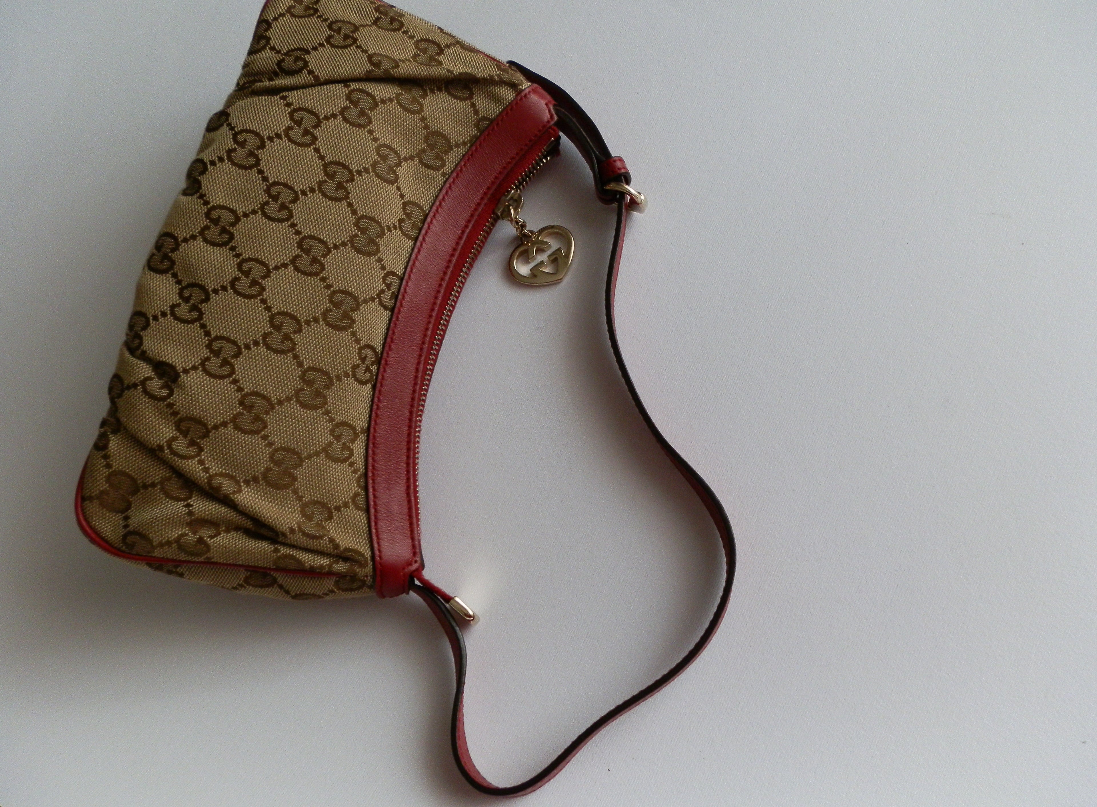 Gucci shoulder bag