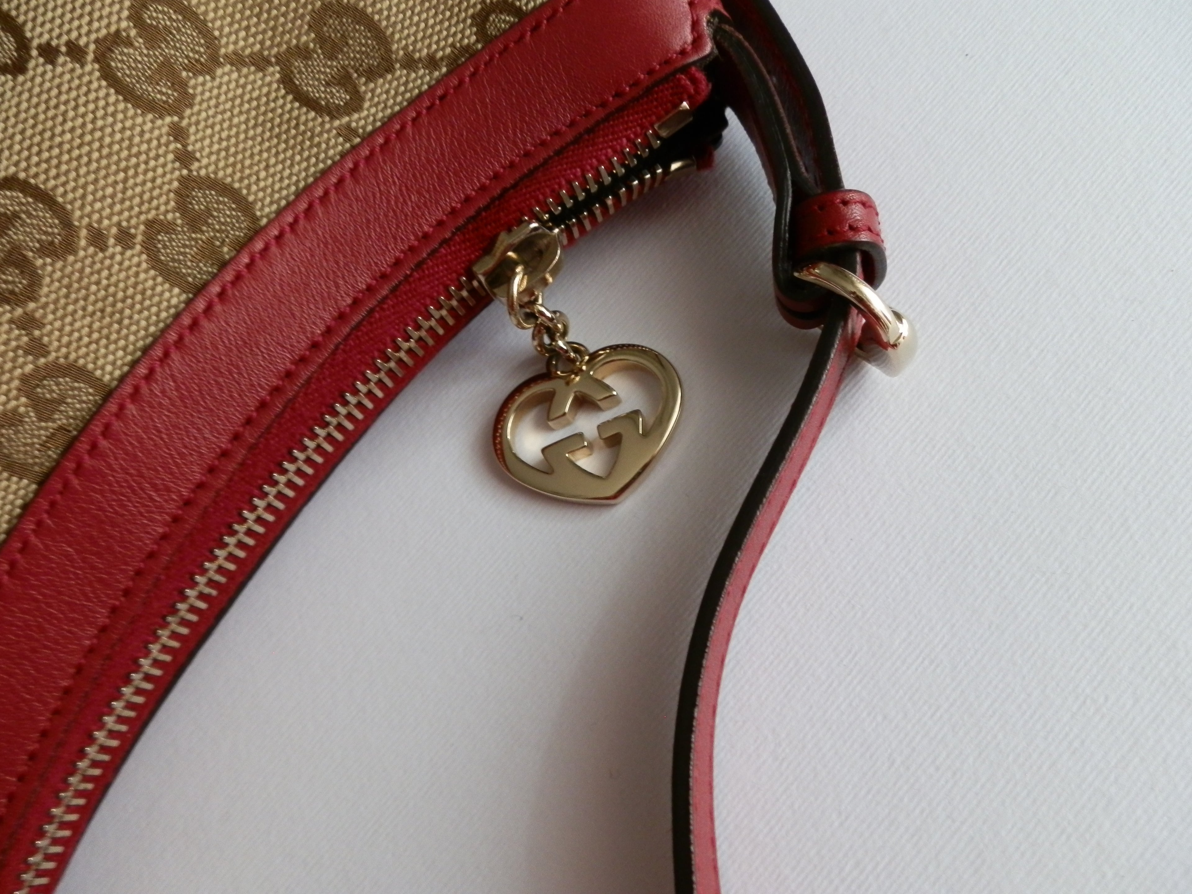 Gucci shoulder bag